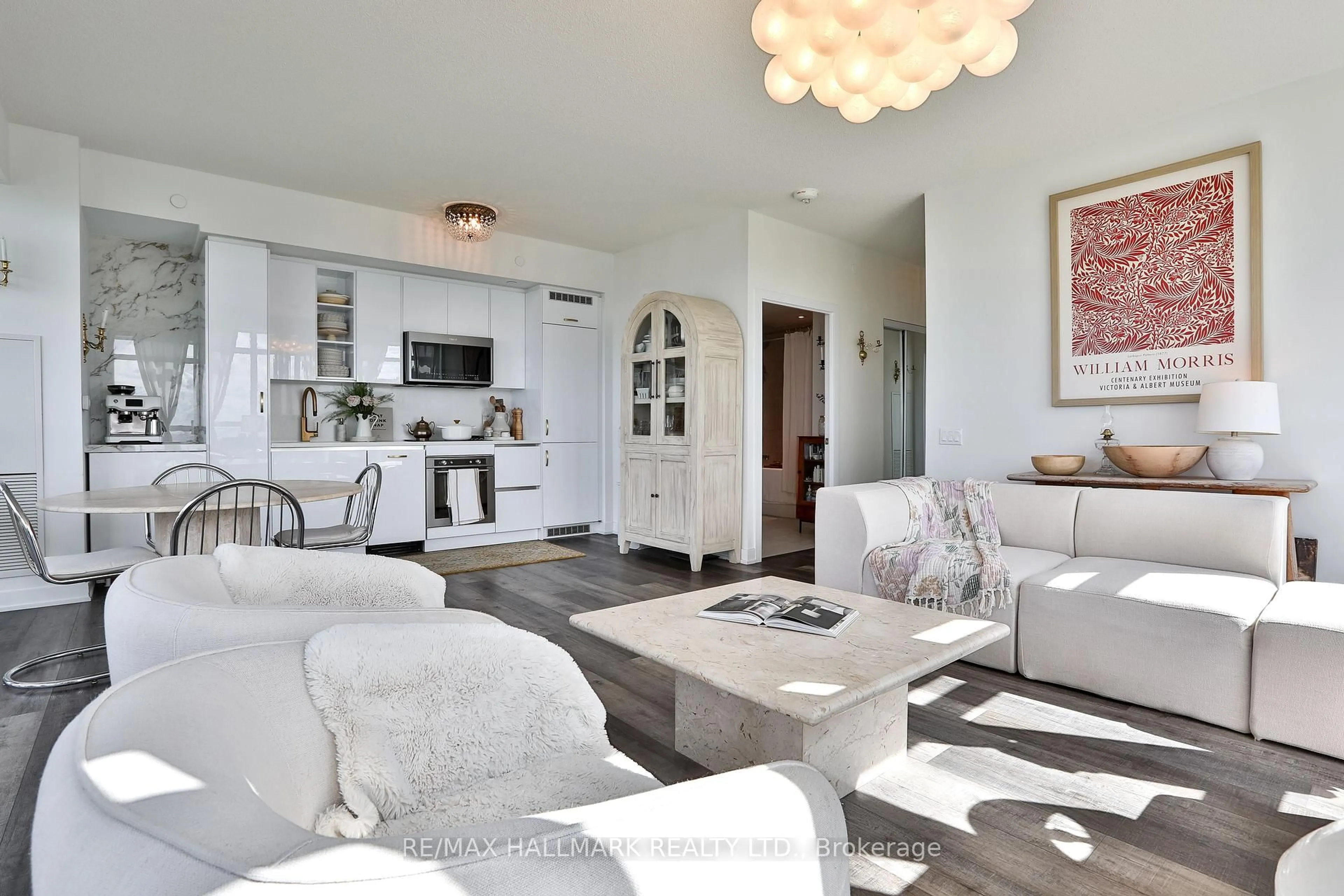 Living room with furniture, ceramic/tile floor for 251 Manitoba St #1016, Toronto Ontario M8Y 4G9