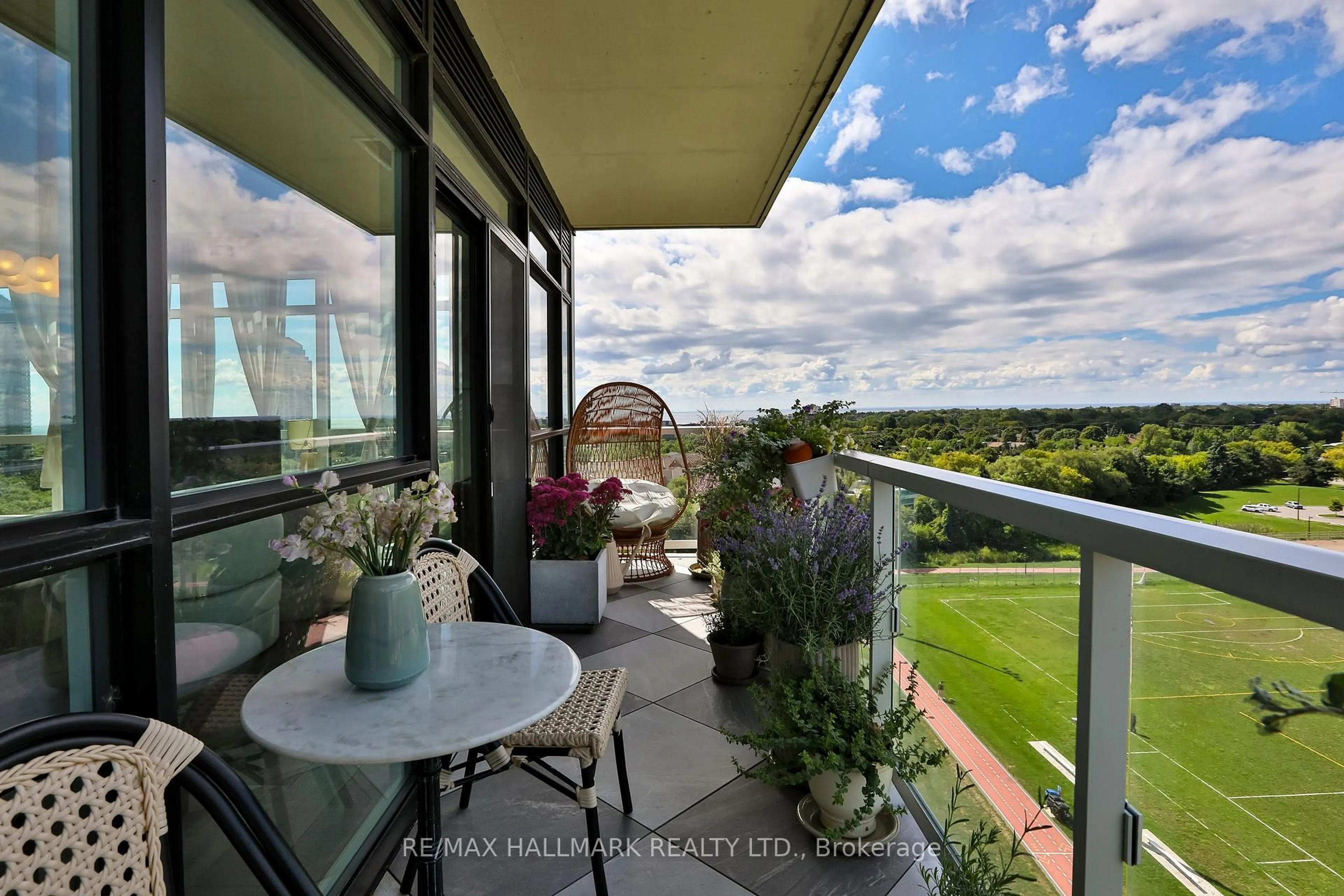 Balcony in the apartment, water/lake/river/ocean view for 251 Manitoba St #1016, Toronto Ontario M8Y 4G9