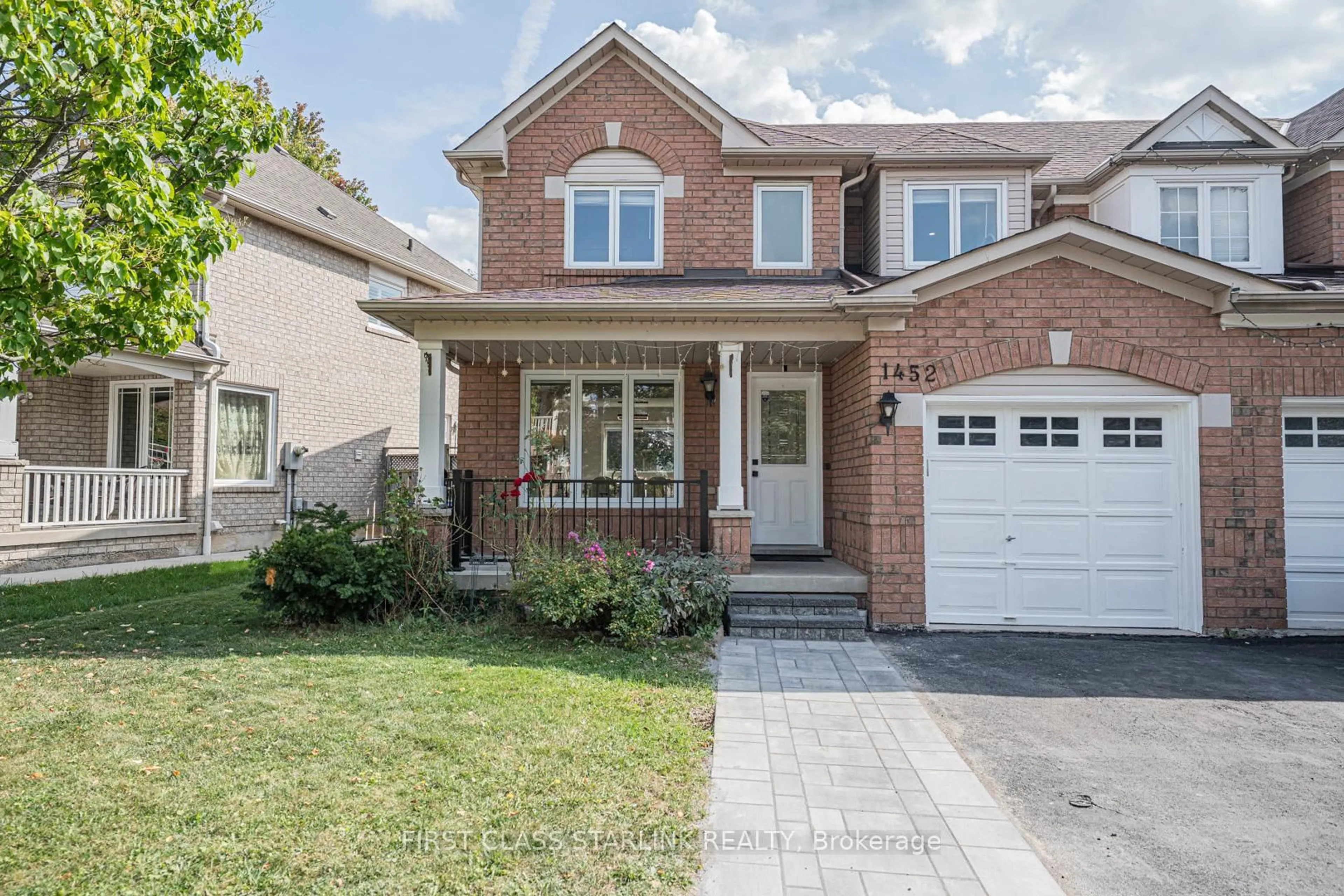Home with brick exterior material, street for 1452 Hemingford Lane, Mississauga Ontario L5N 7Y7