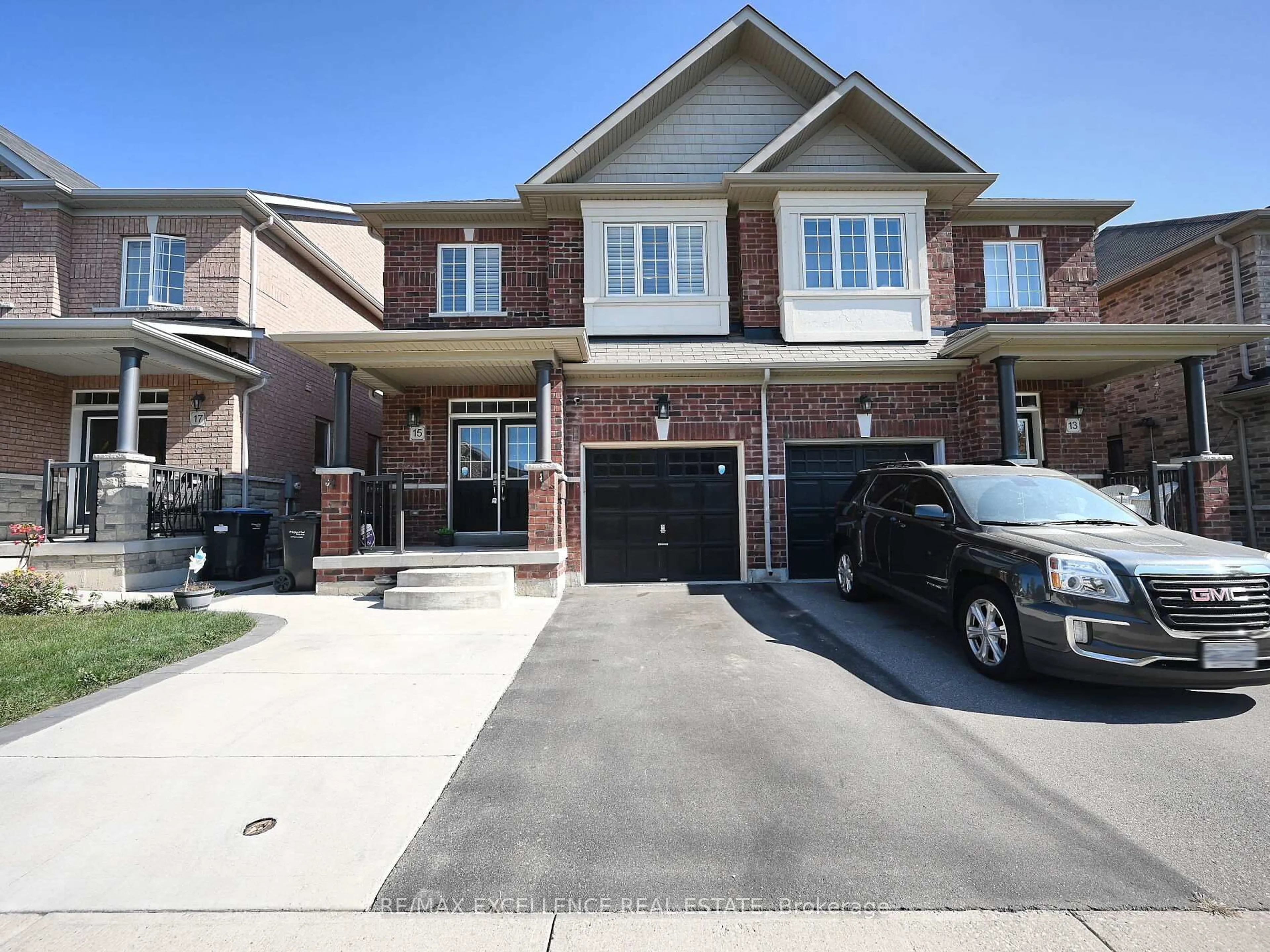 Home with brick exterior material, street for 15 Falling Leaf Dr, Caledon Ontario L7C 3Z3