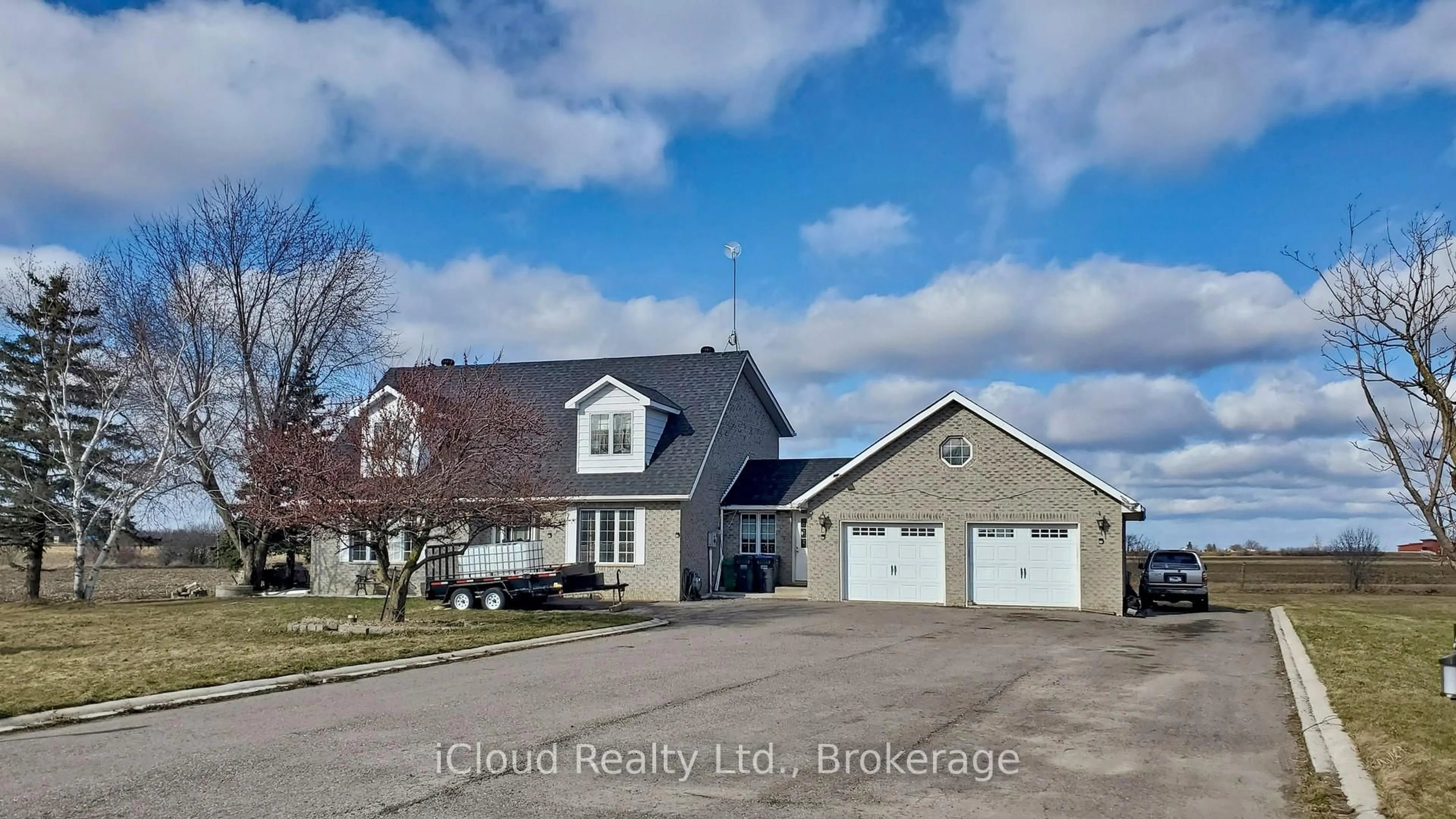 A pic from outside/outdoor area/front of a property/back of a property/a pic from drone, water/lake/river/ocean view for 12191 Mississauga Rd, Caledon Ontario L7C 1X1