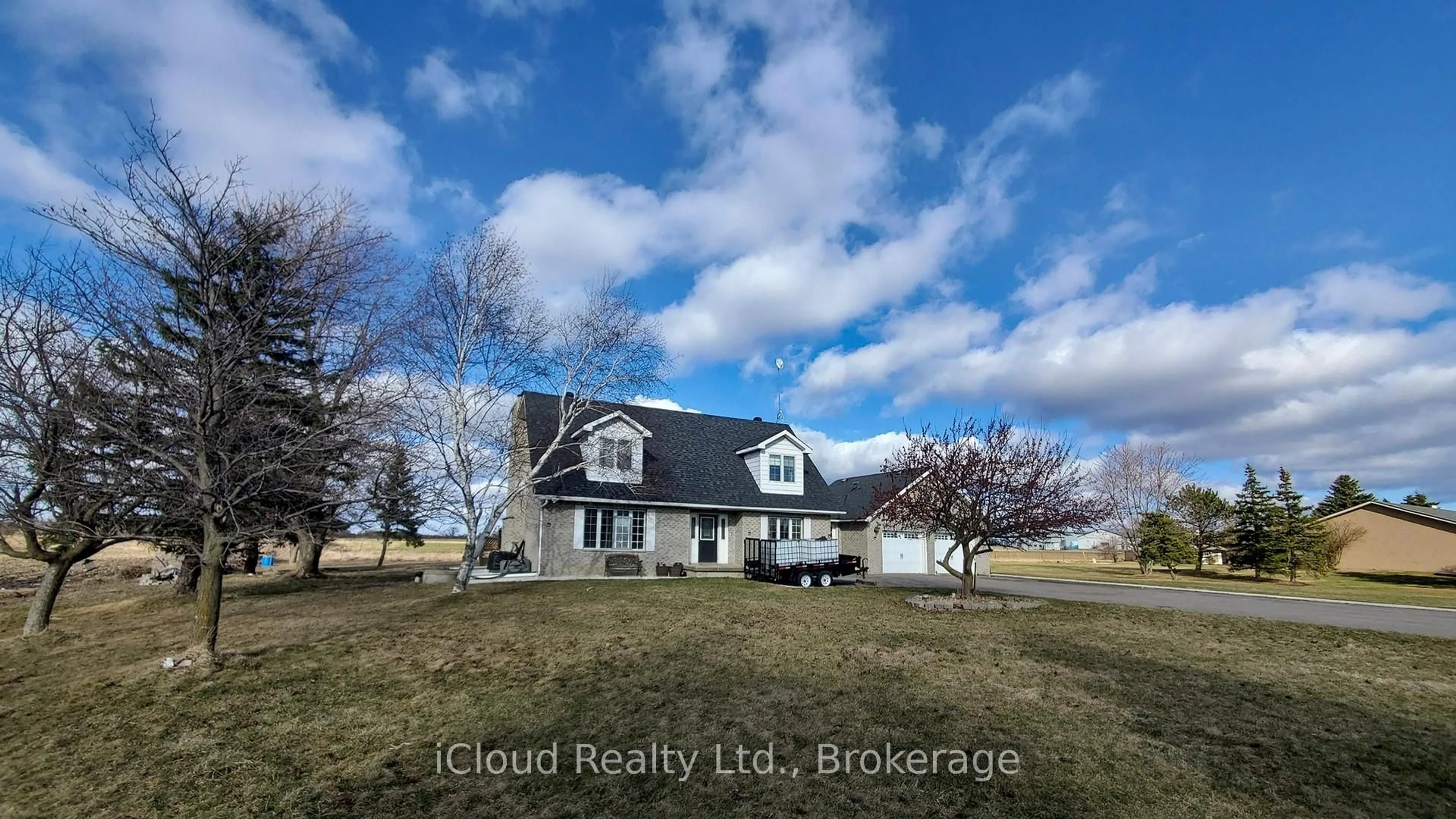 A pic from outside/outdoor area/front of a property/back of a property/a pic from drone, water/lake/river/ocean view for 12191 Mississauga Rd, Caledon Ontario L7C 1X1