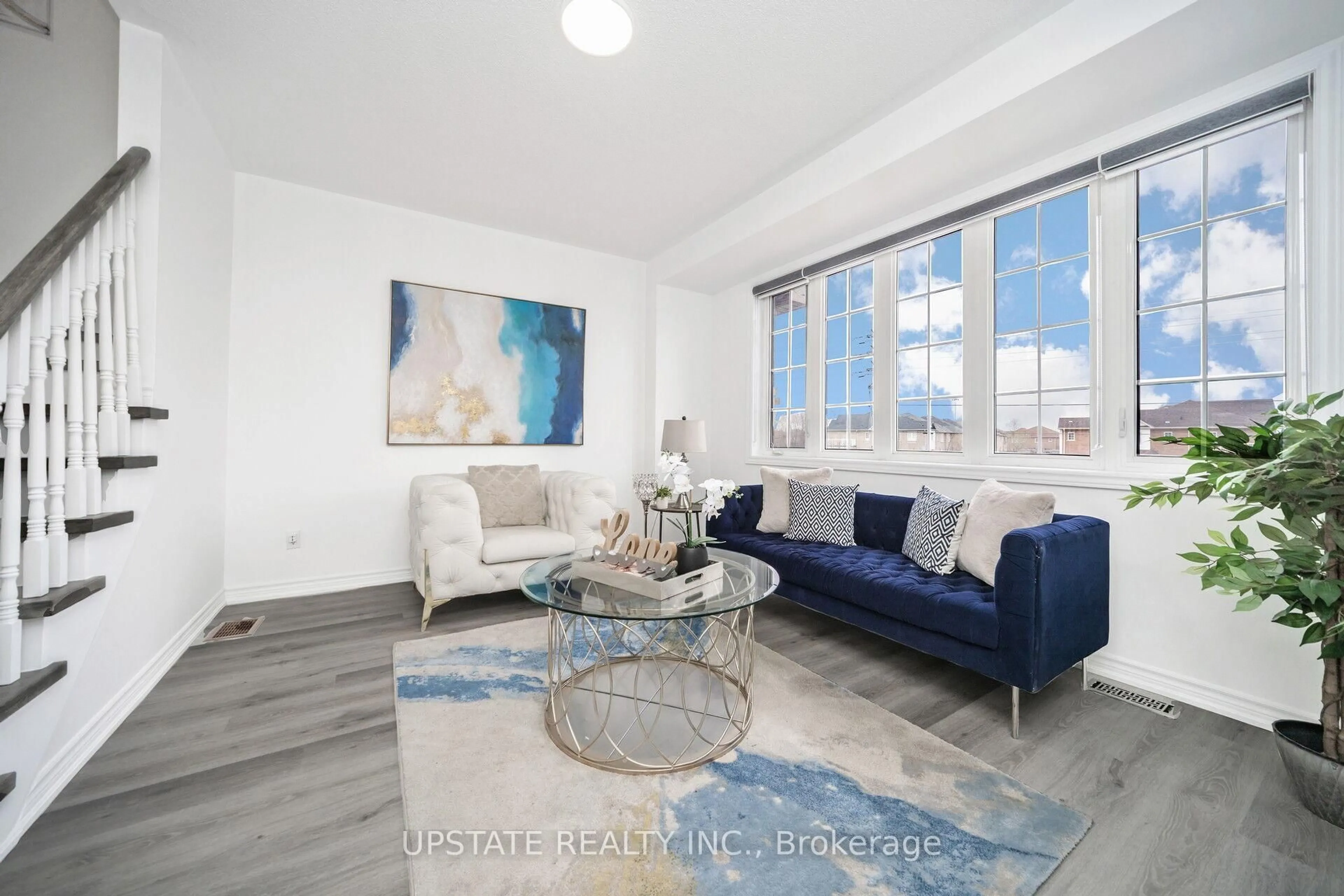 Living room with furniture, unknown for 5 Telegraph St, Brampton Ontario L6Z 0J2