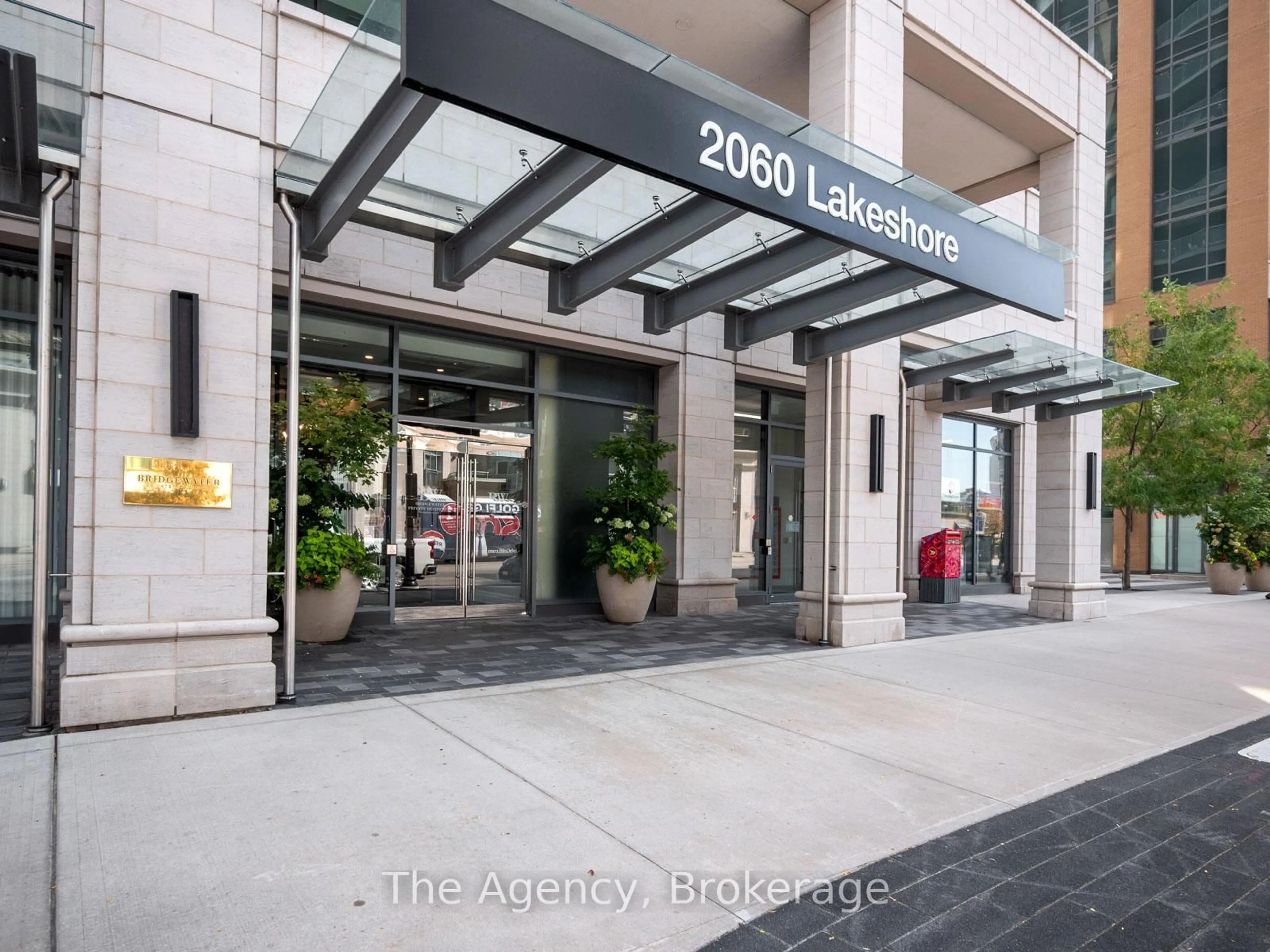 Lobby for 2060 LAKESHORE Rd #1504, Burlington Ontario L7R 0G2