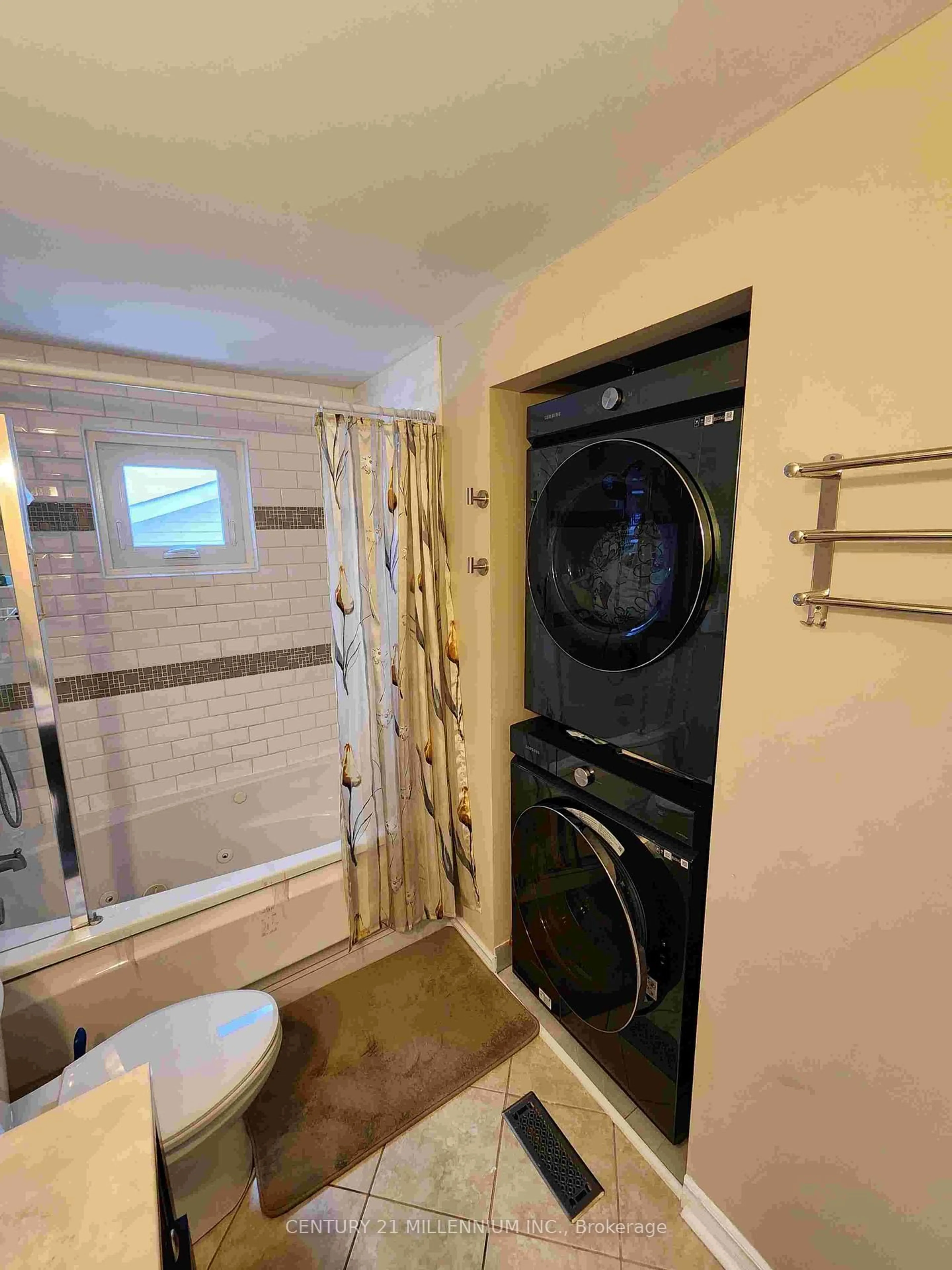 Laundry room for 51 Mancroft Cres, Brampton Ontario L6S 2V2