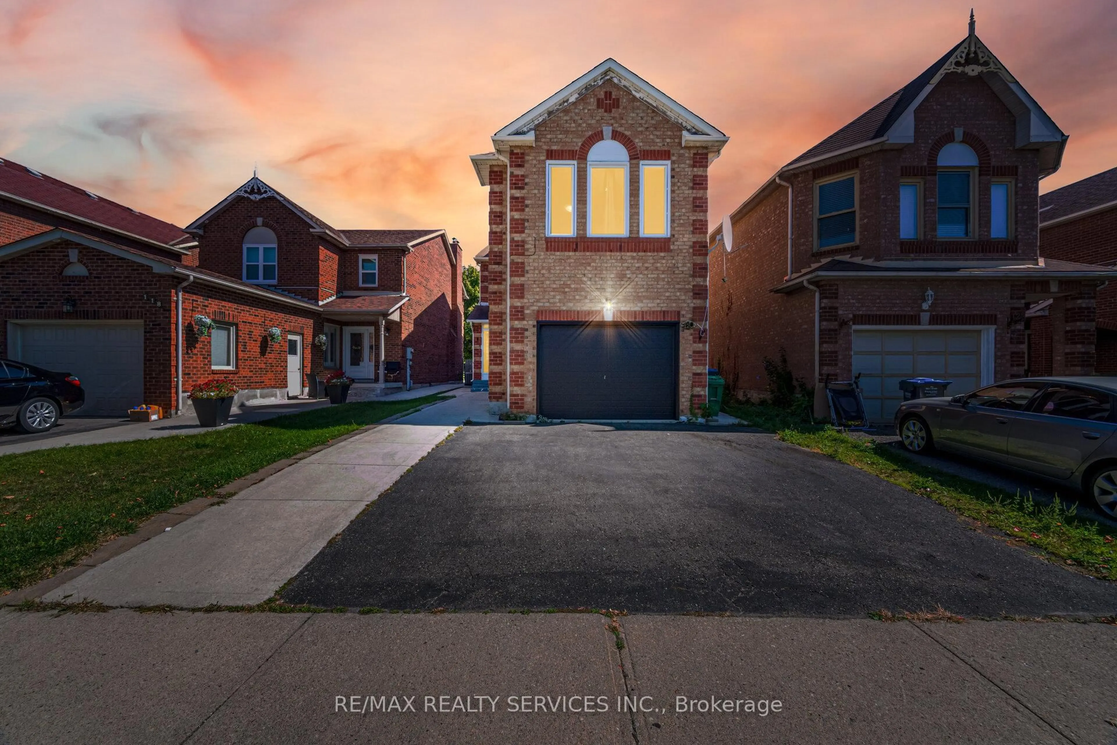 Home with brick exterior material, street for 120 Leeward Dr, Brampton Ontario L6S 5V9