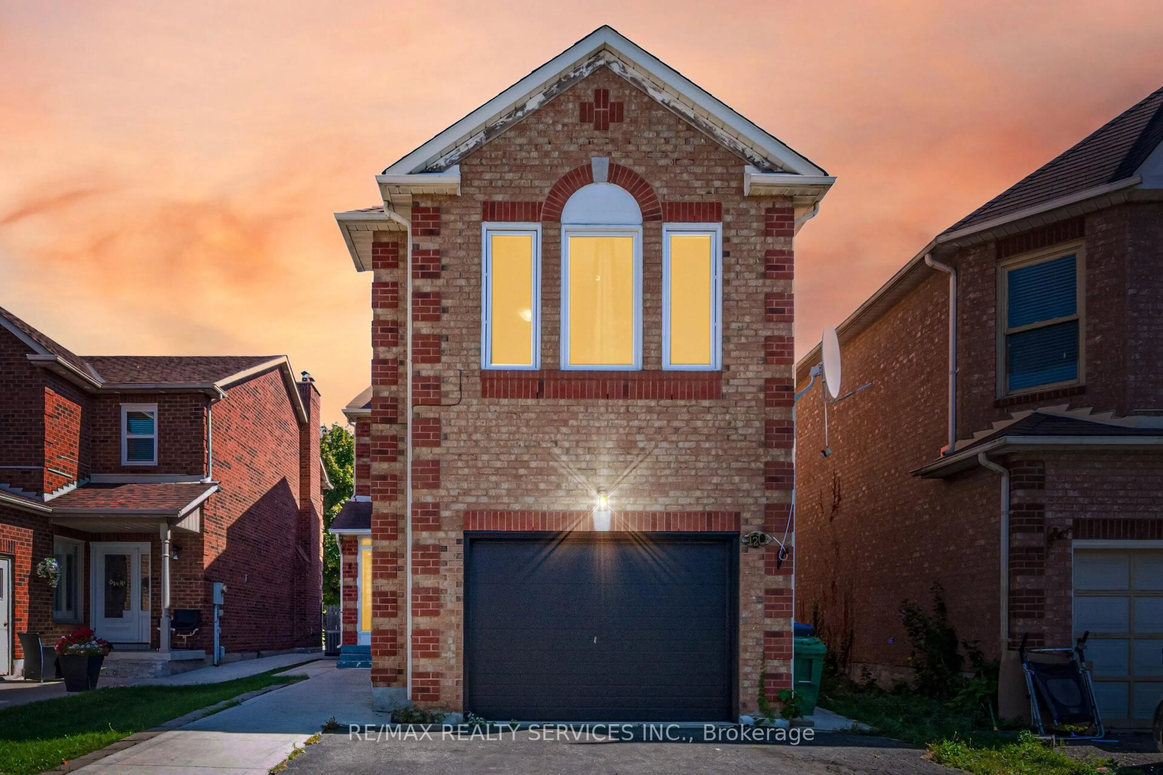 Home with brick exterior material, street for 120 Leeward Dr, Brampton Ontario L6S 5V9
