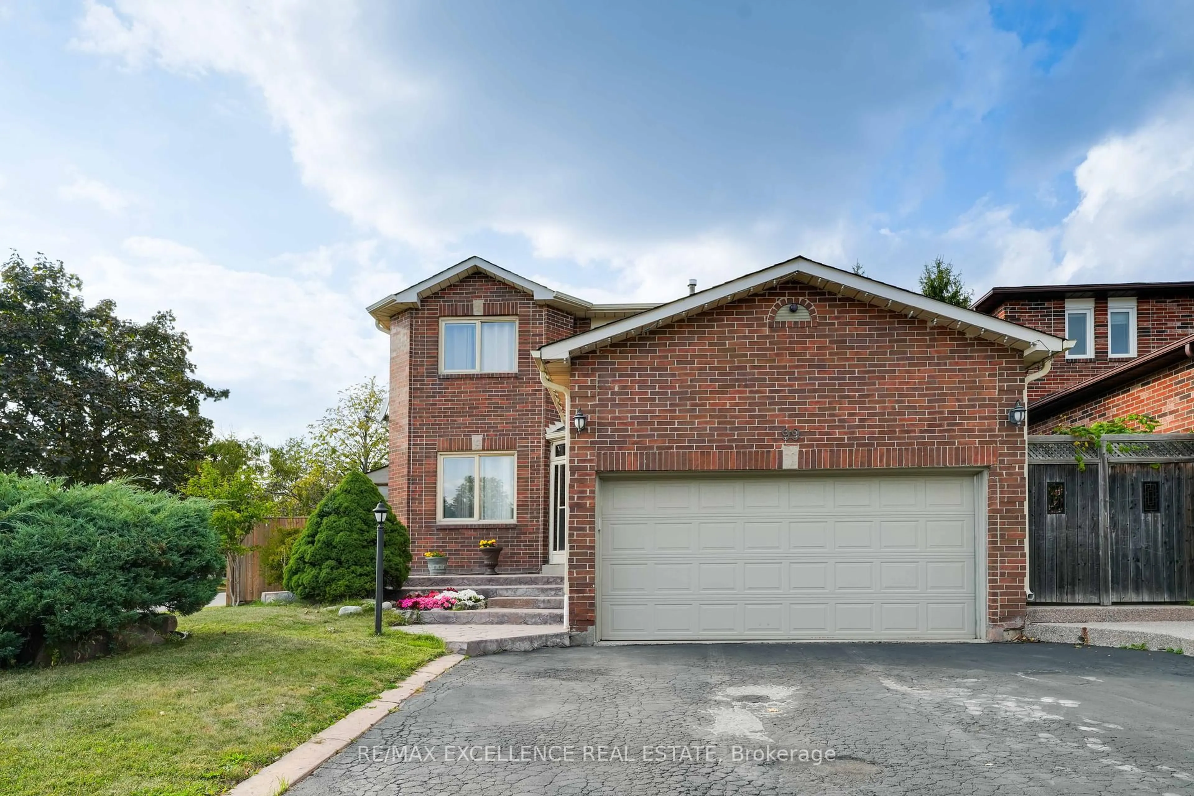 Home with brick exterior material, street for 99 Castlehill Rd, Brampton Ontario L6X 4C3