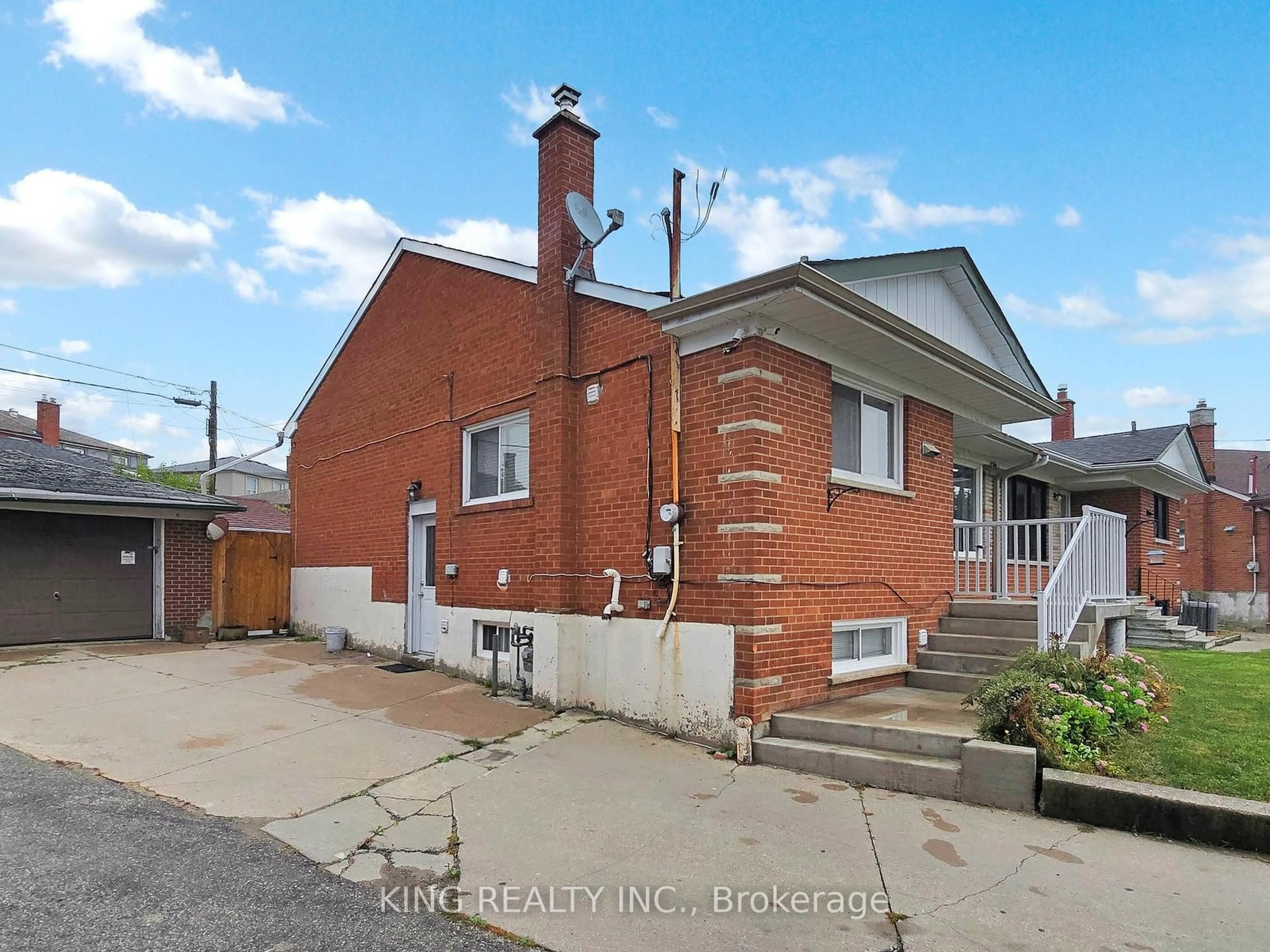 Home with brick exterior material, street for 62 KANARICK CRES Cres, Toronto Ontario M3L 1P4