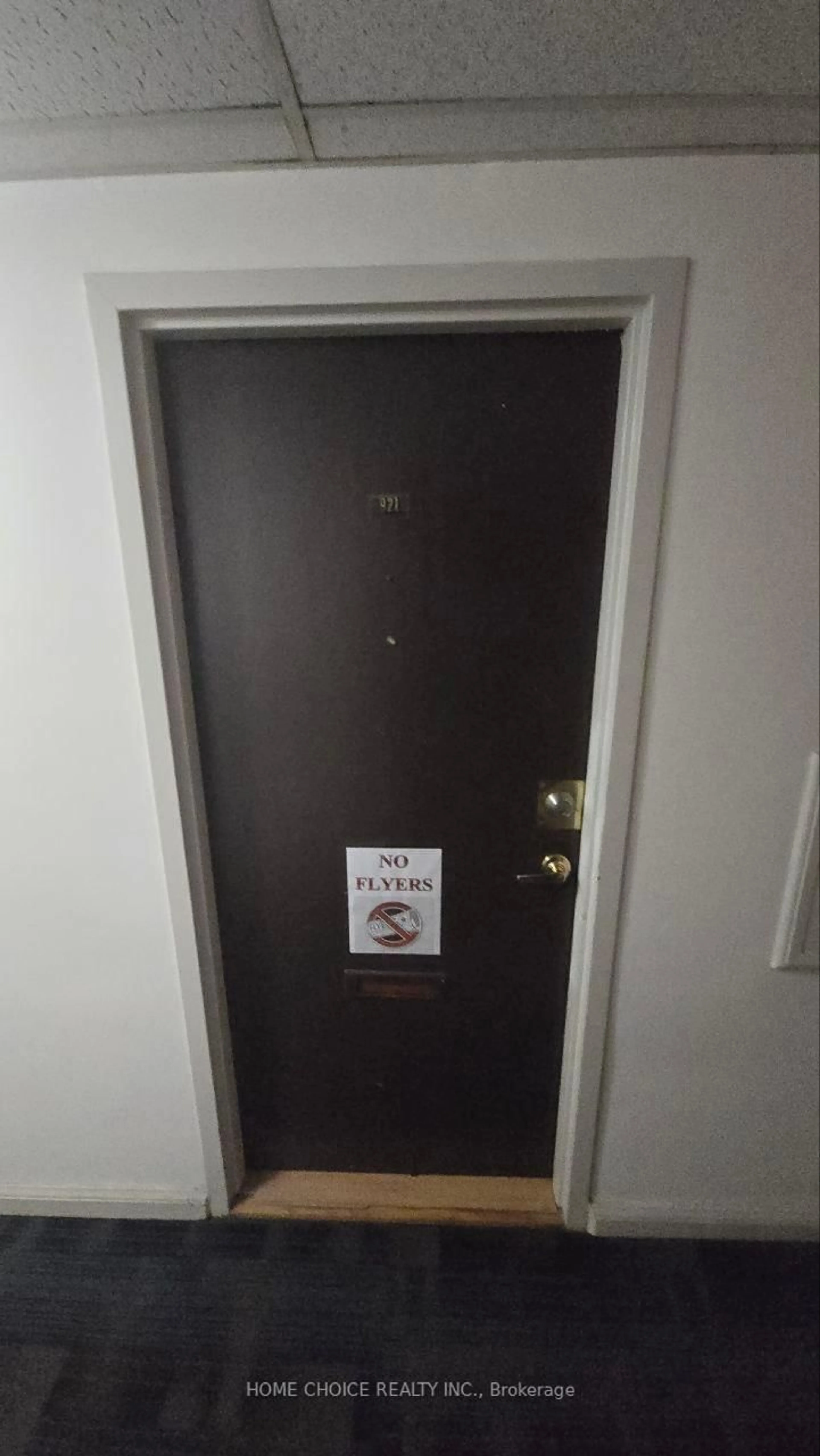 A pic of a room for 3460 Keele St #921, Toronto Ontario M3J 1L9