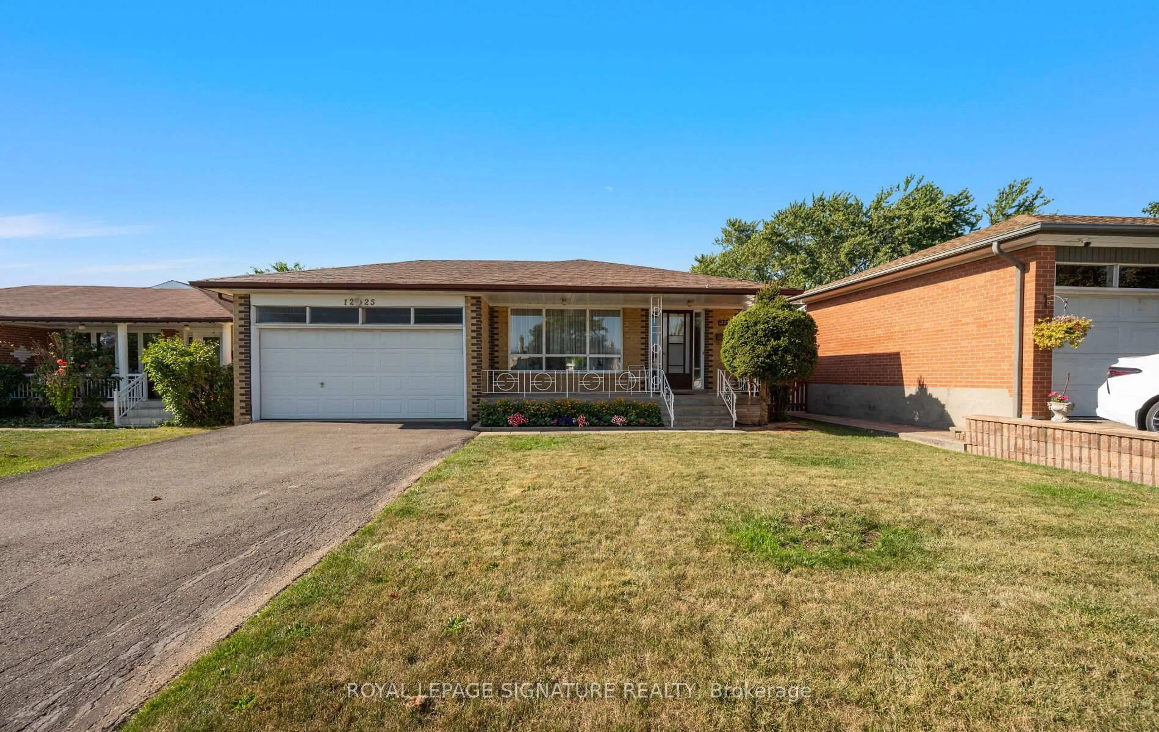 Home with brick exterior material, street for 1225 McBride Ave, Mississauga Ontario L5C 1N1