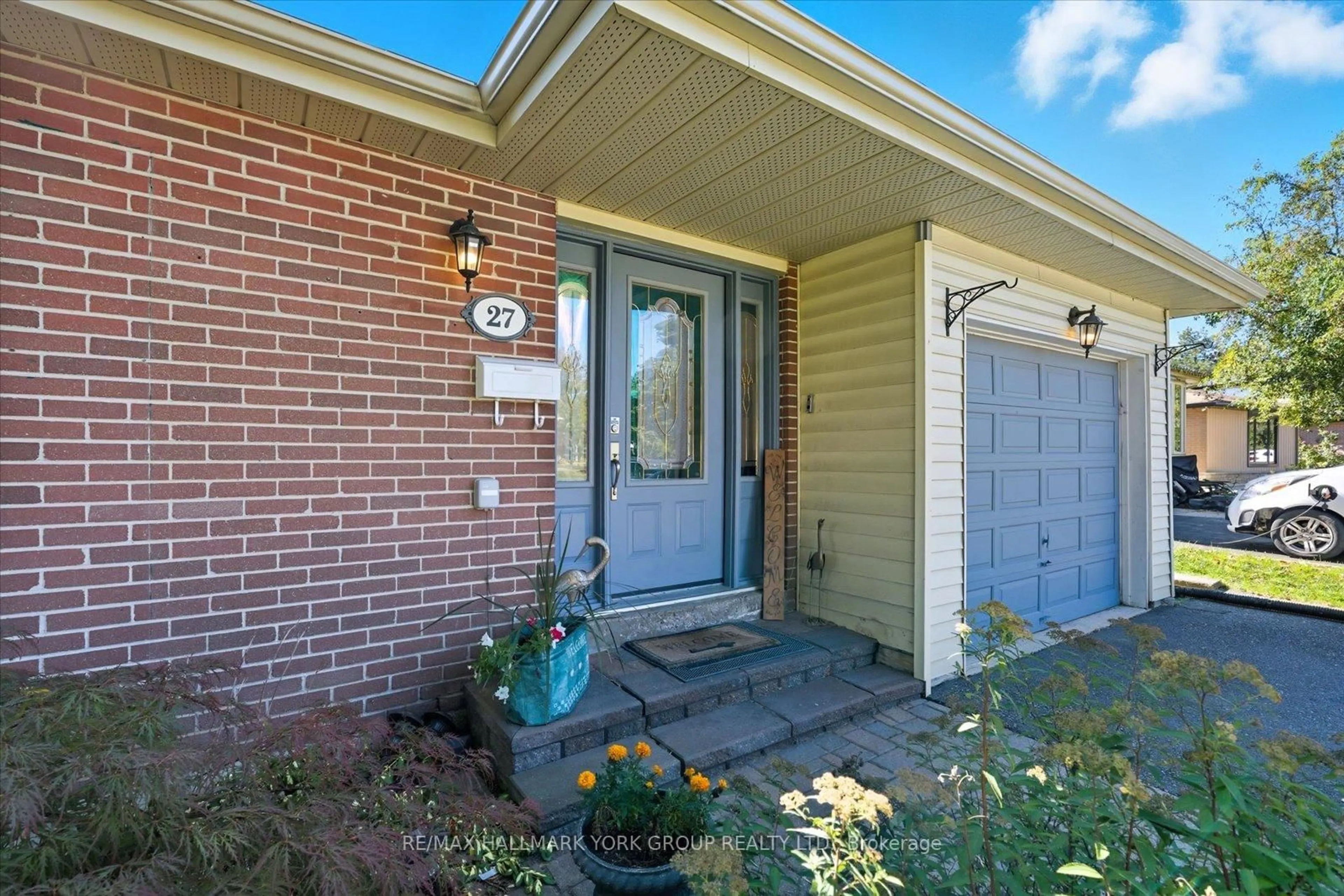 Unknown for 27 Bromley Cres, Brampton Ontario L6T 1Z2