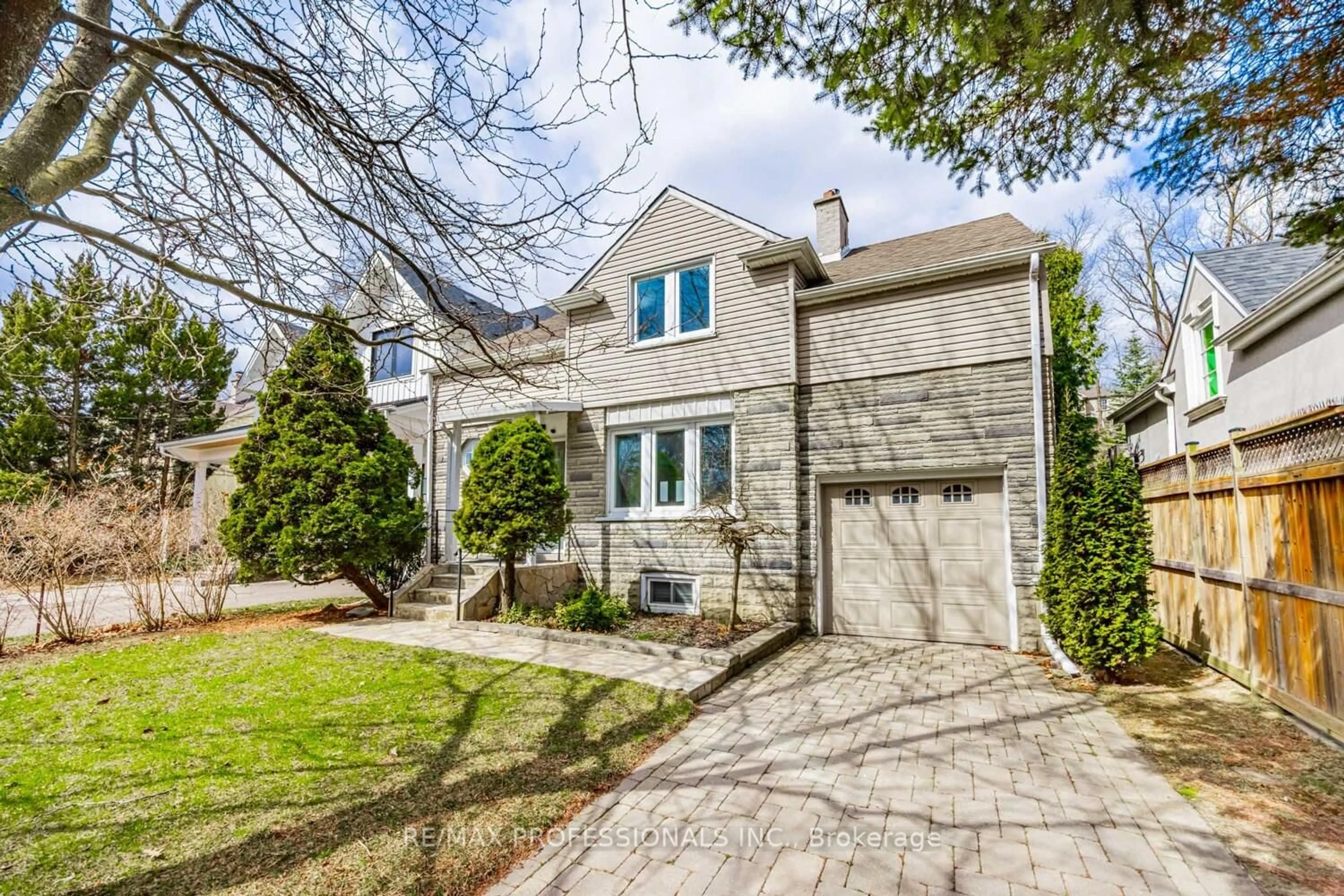 Home with brick exterior material, street for 228 The Kingsway, Toronto Ontario M9A 3T5