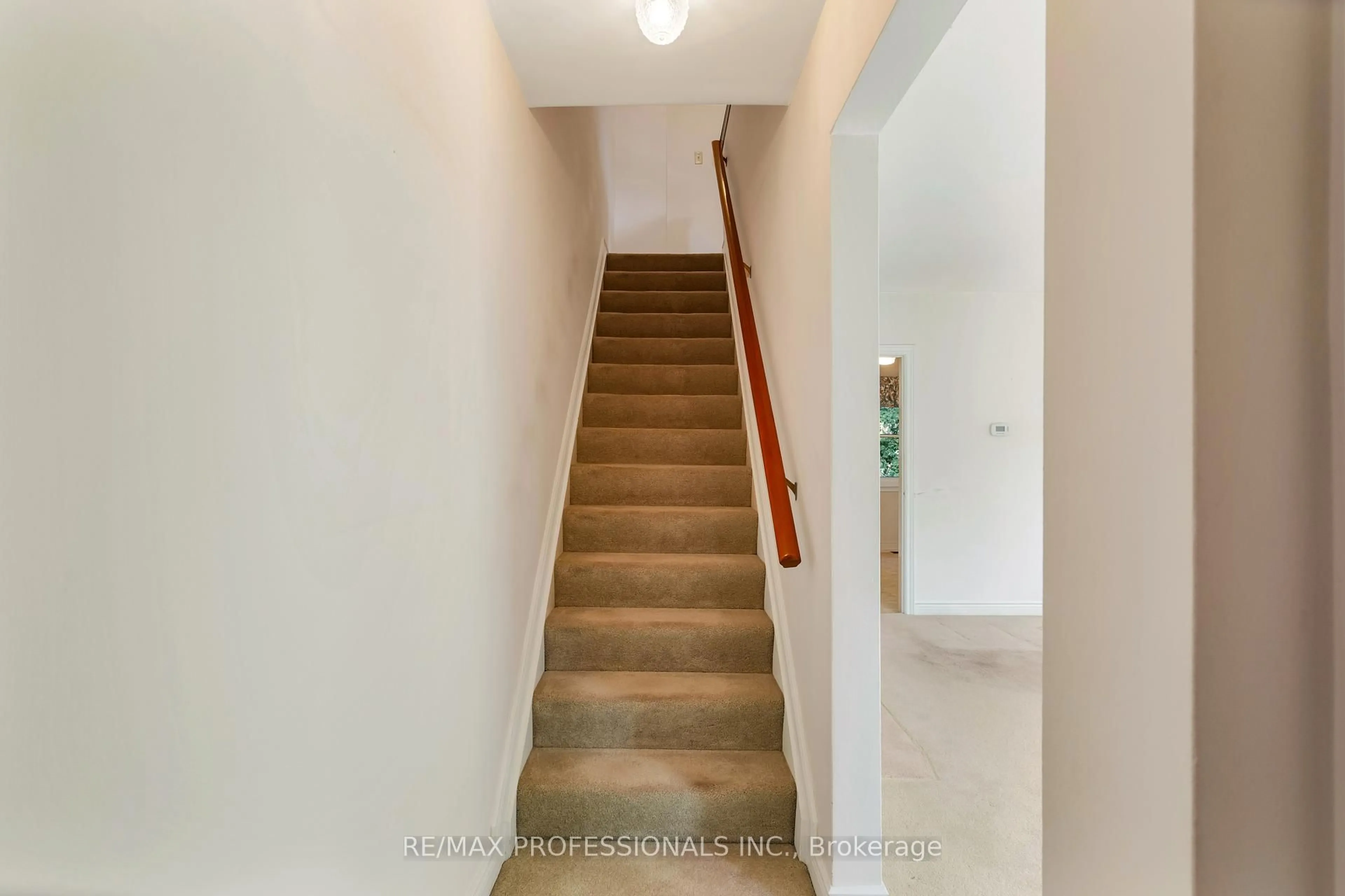 Stairs for 38 Van Stassen Blvd, Toronto Ontario M6S 2N5