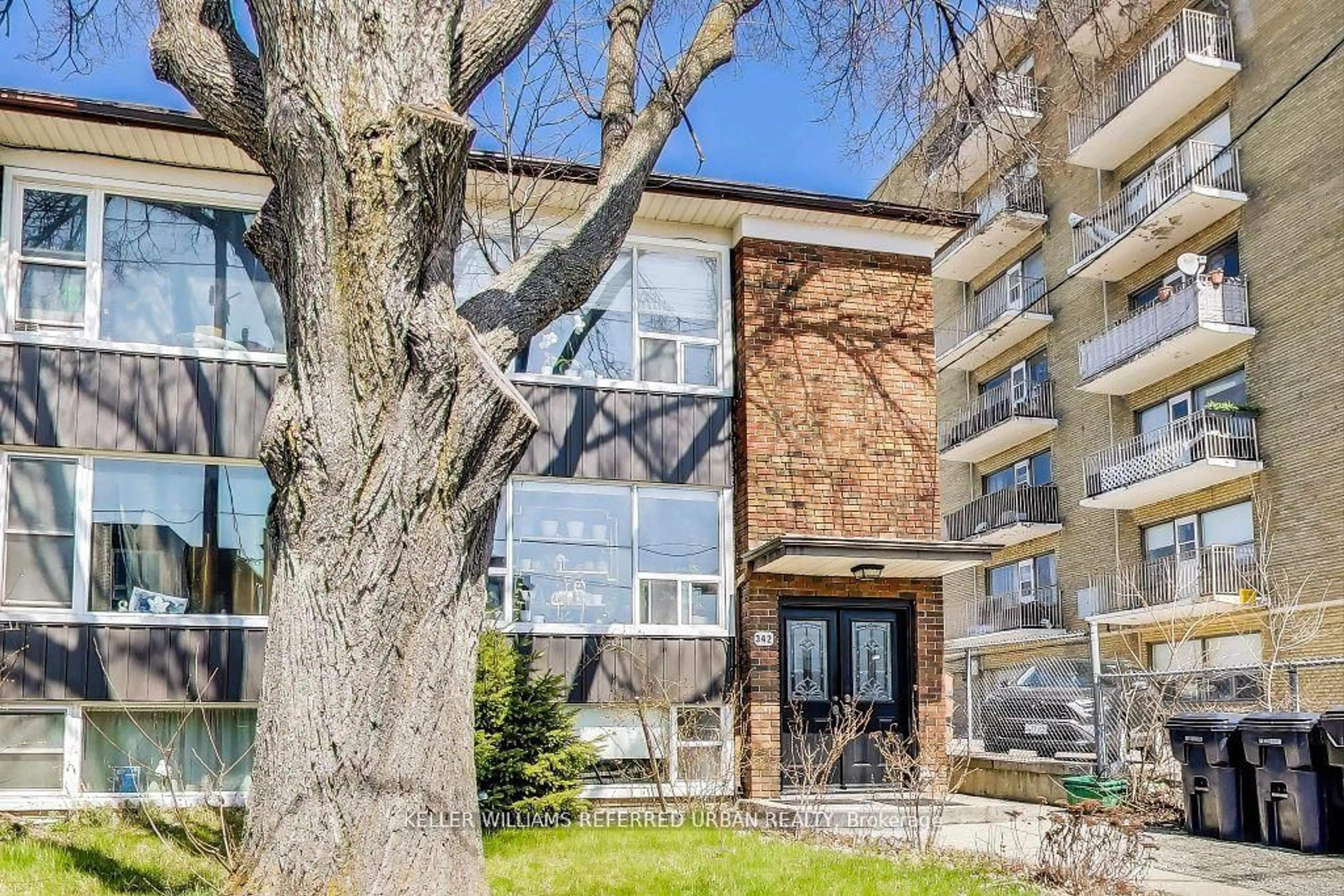 Unknown for 342 Hopewell Ave, Toronto Ontario M6E 2S2
