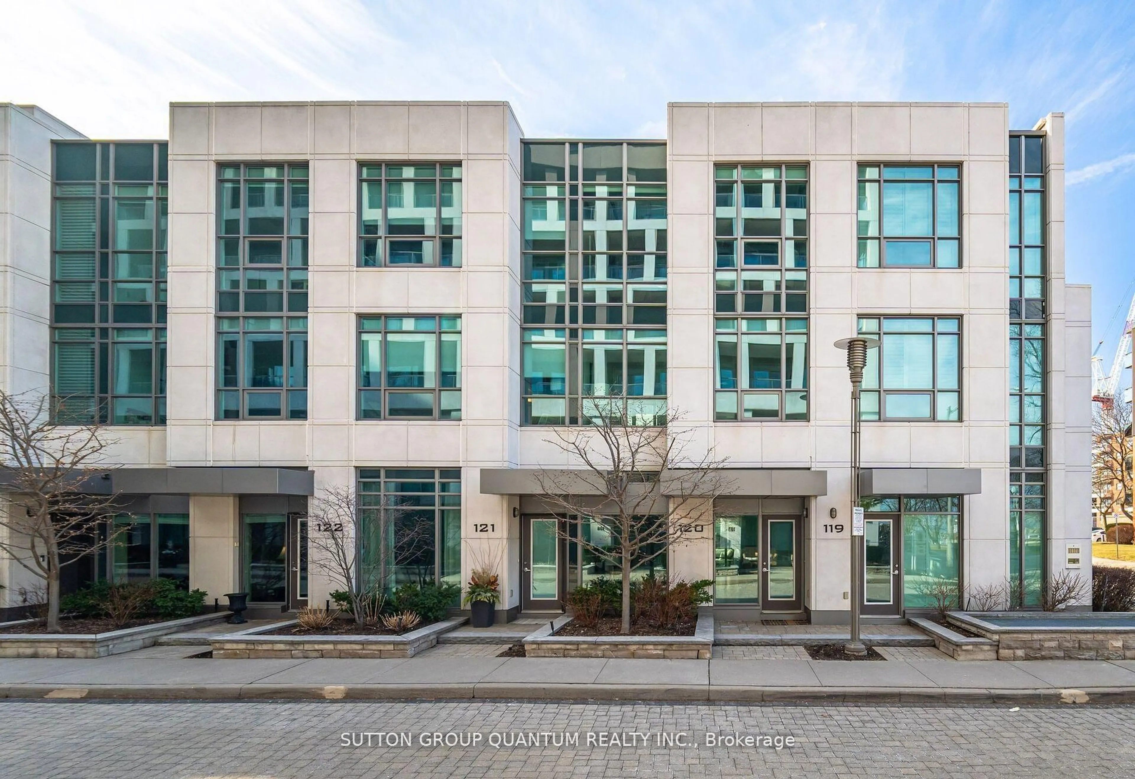 Unknown for 56 Jones St #120, Oakville Ontario L6L 3E5