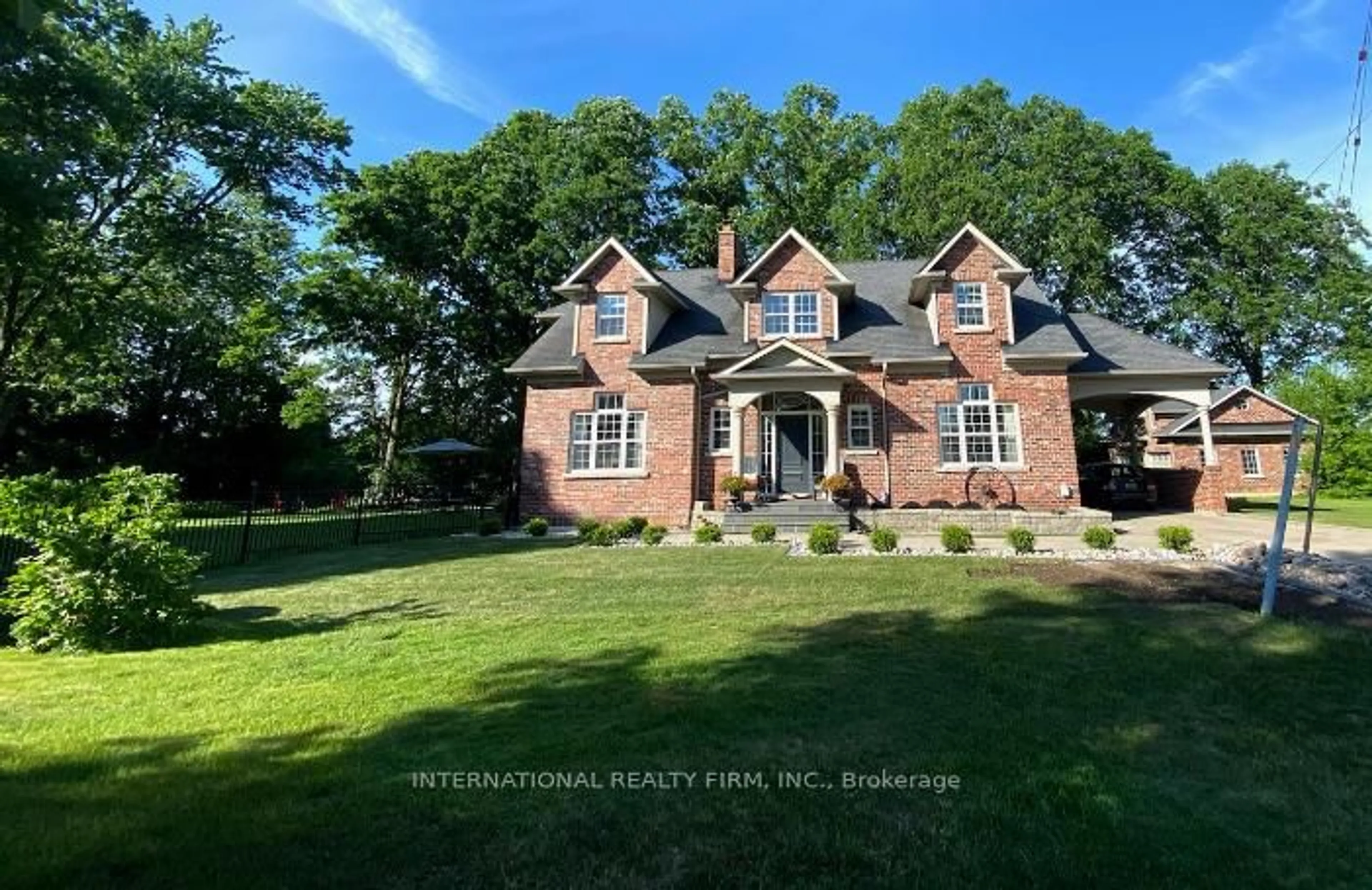 Home with brick exterior material, unknown for 1231 Martins Blvd, Brampton Ontario L6Y 0A1