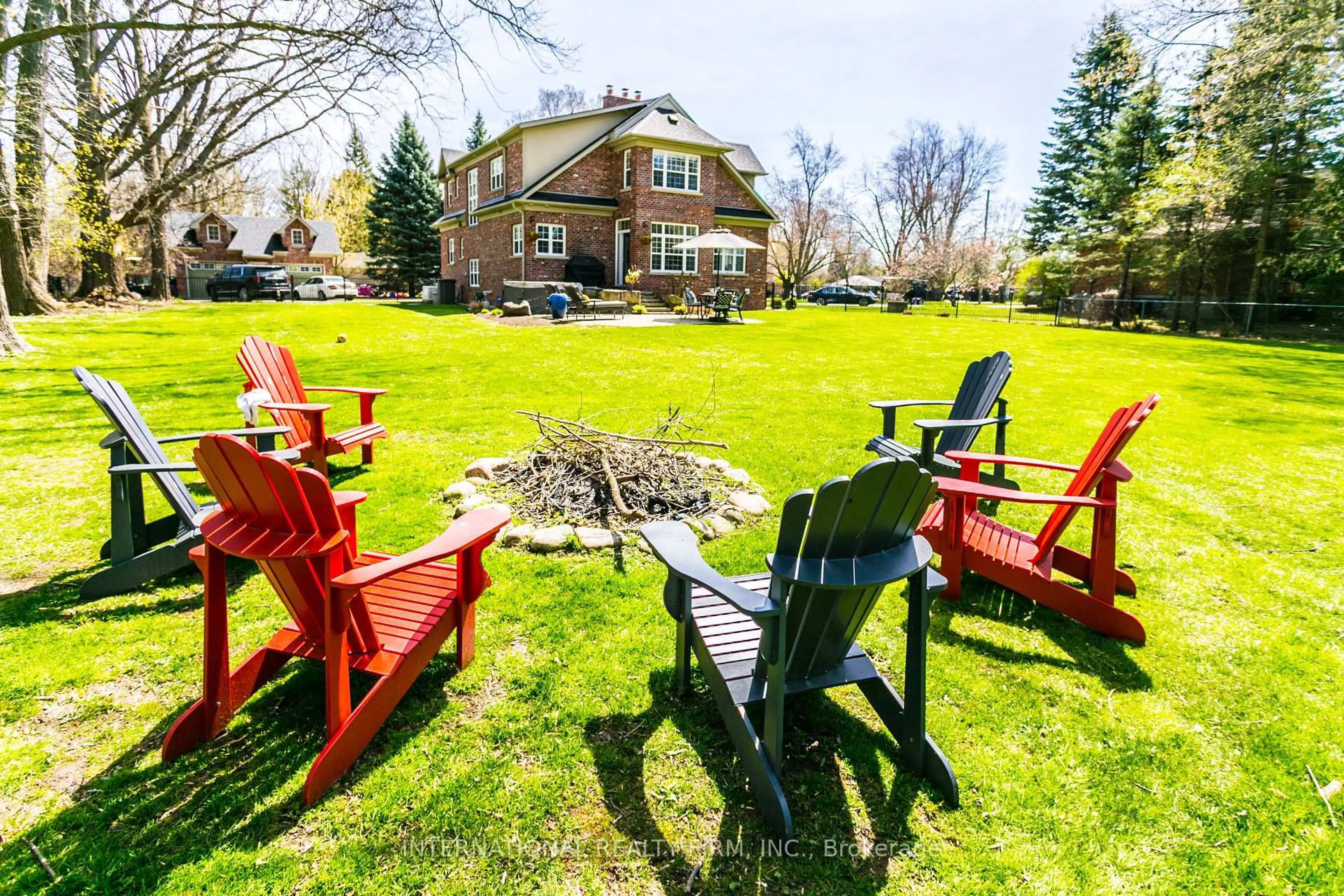 Patio, water/lake/river/ocean view for 1231 Martins Blvd, Brampton Ontario L6Y 0A1