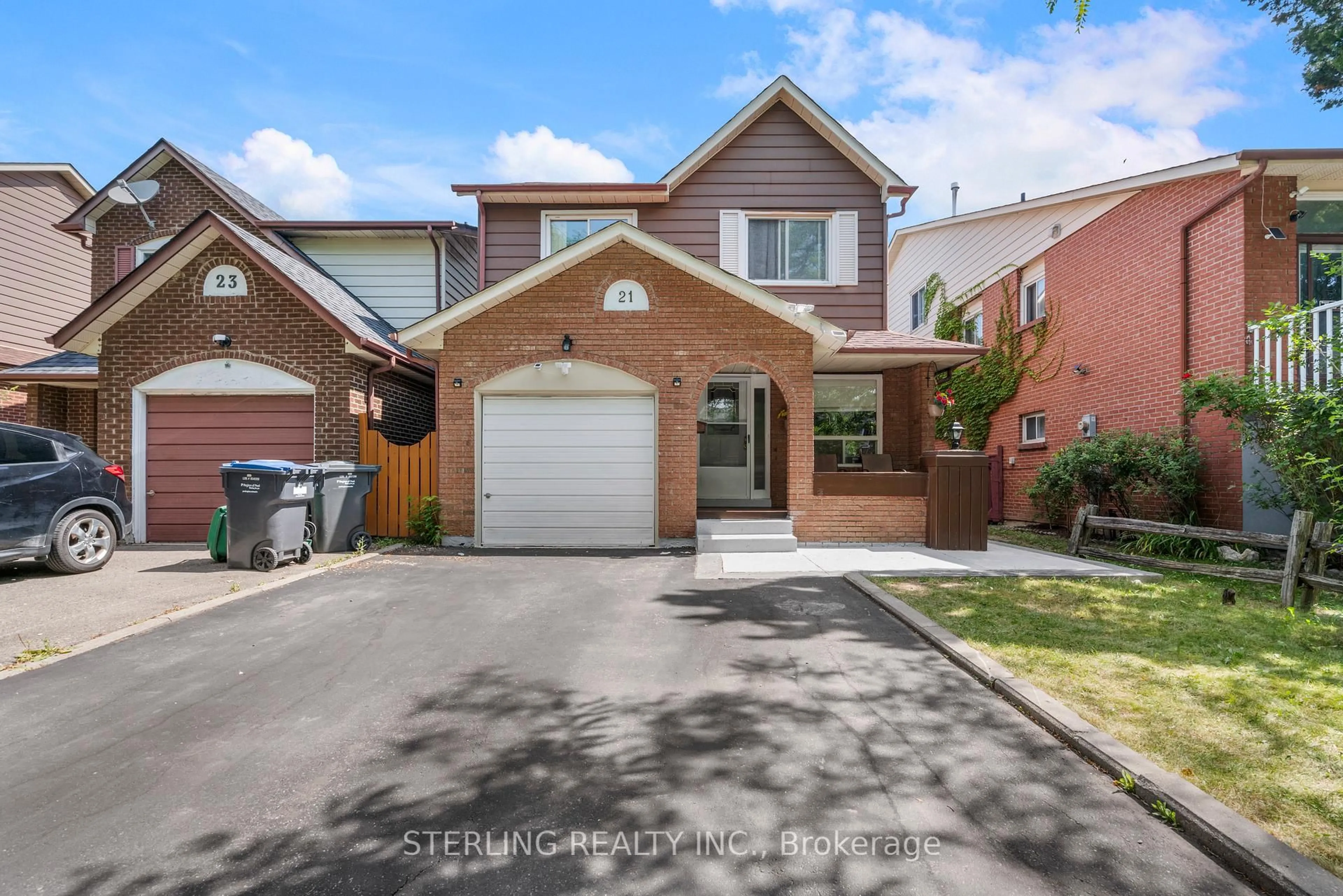 Home with brick exterior material, street for 21 Foxacre Row, Brampton Ontario L6V 3V7