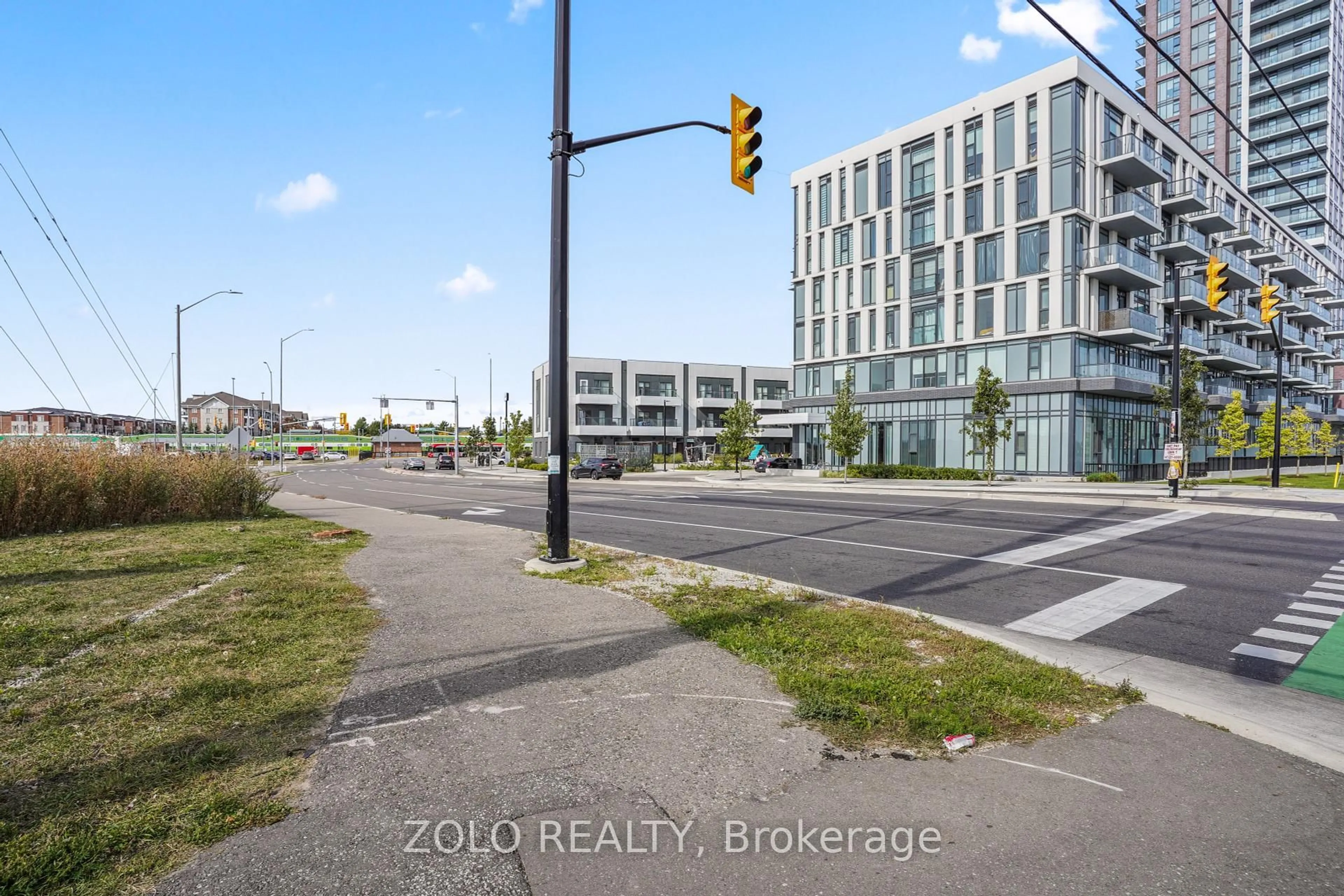 Patio, street for 10 Lagerfeld Dr #512, Brampton Ontario L7A 0H8