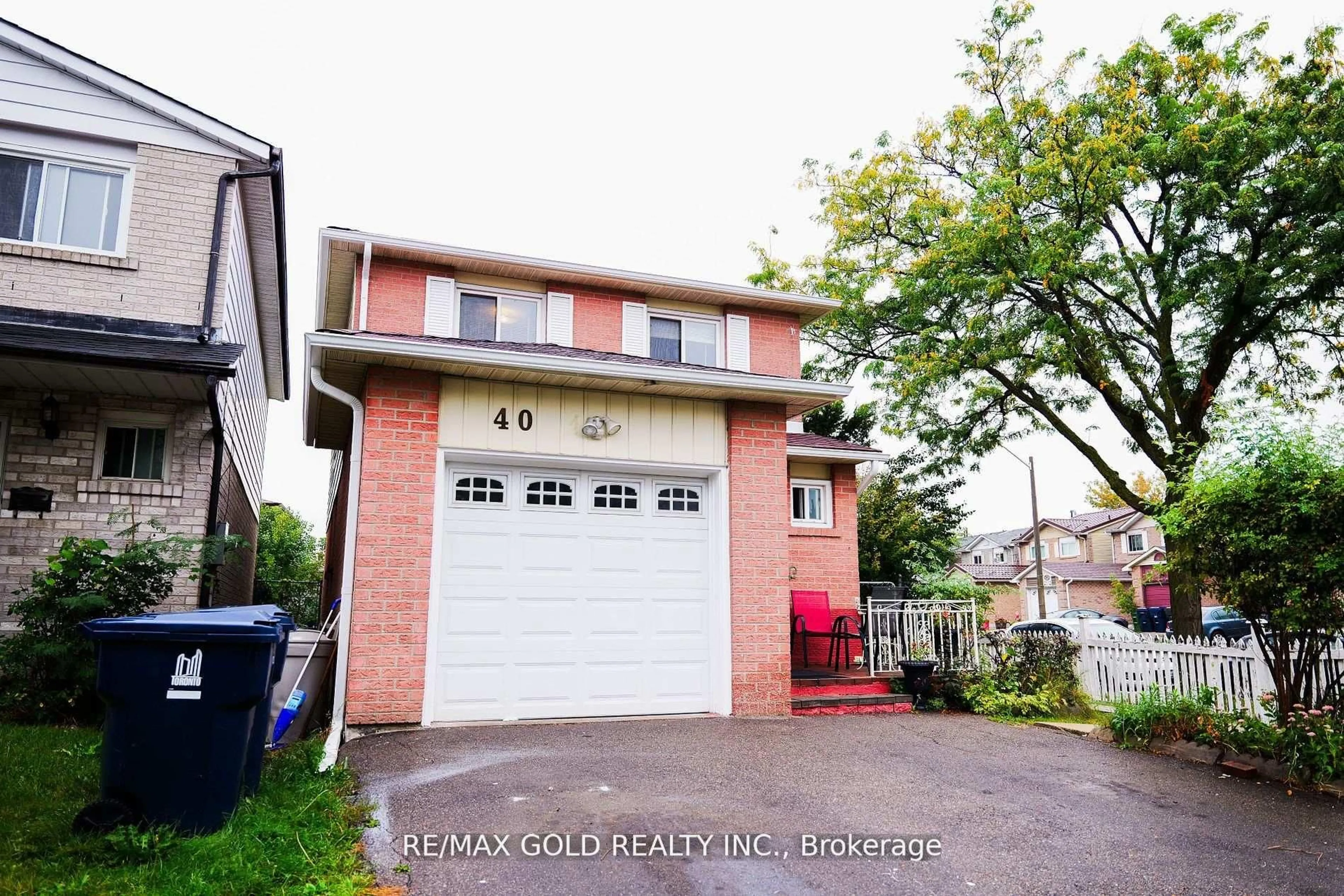 Unknown for 40 Glen Hollow Ave, Toronto Ontario M9W 6C6