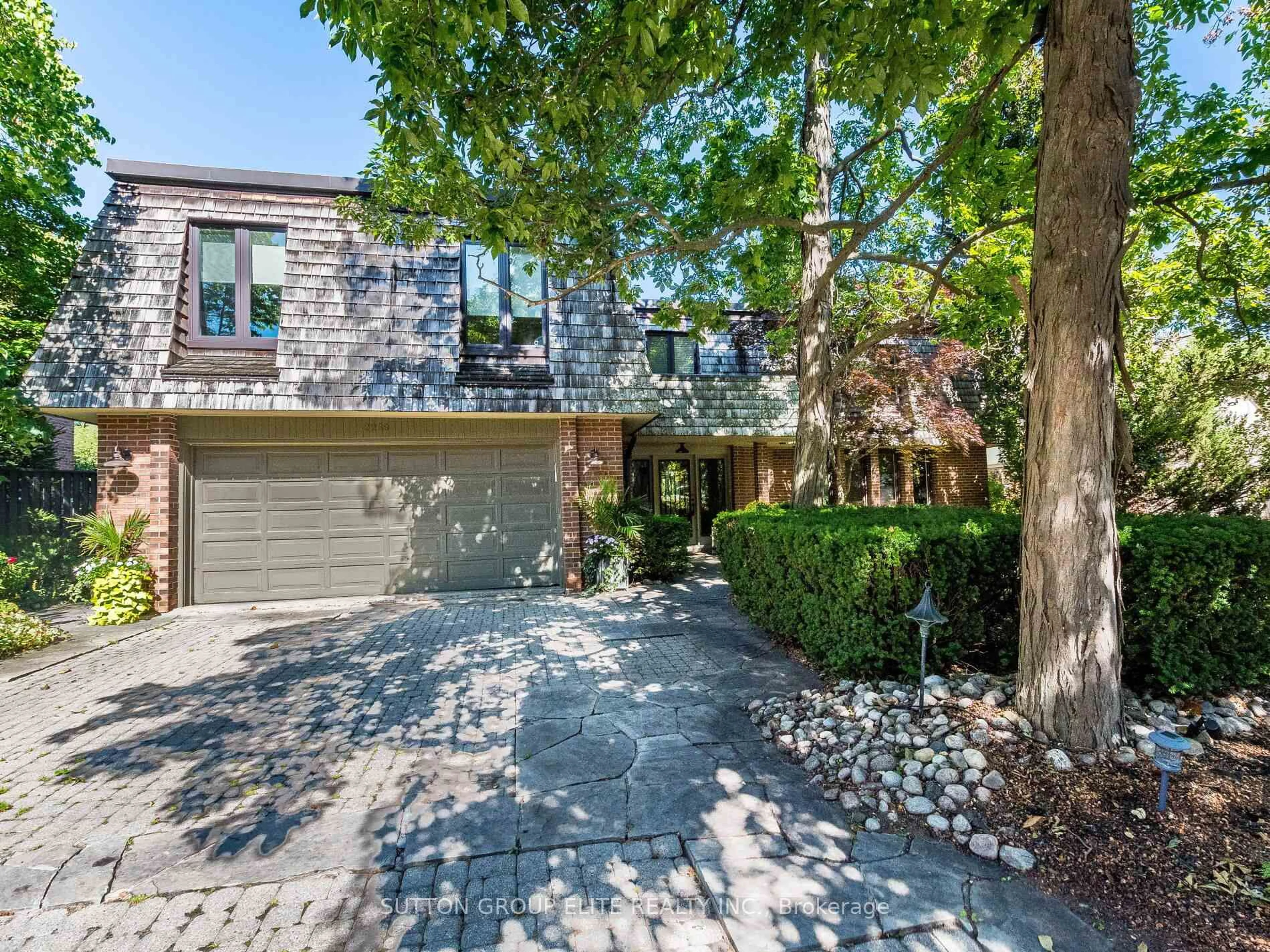 Unknown for 2269 Shardawn Mews, Mississauga Ontario L5C 1W6
