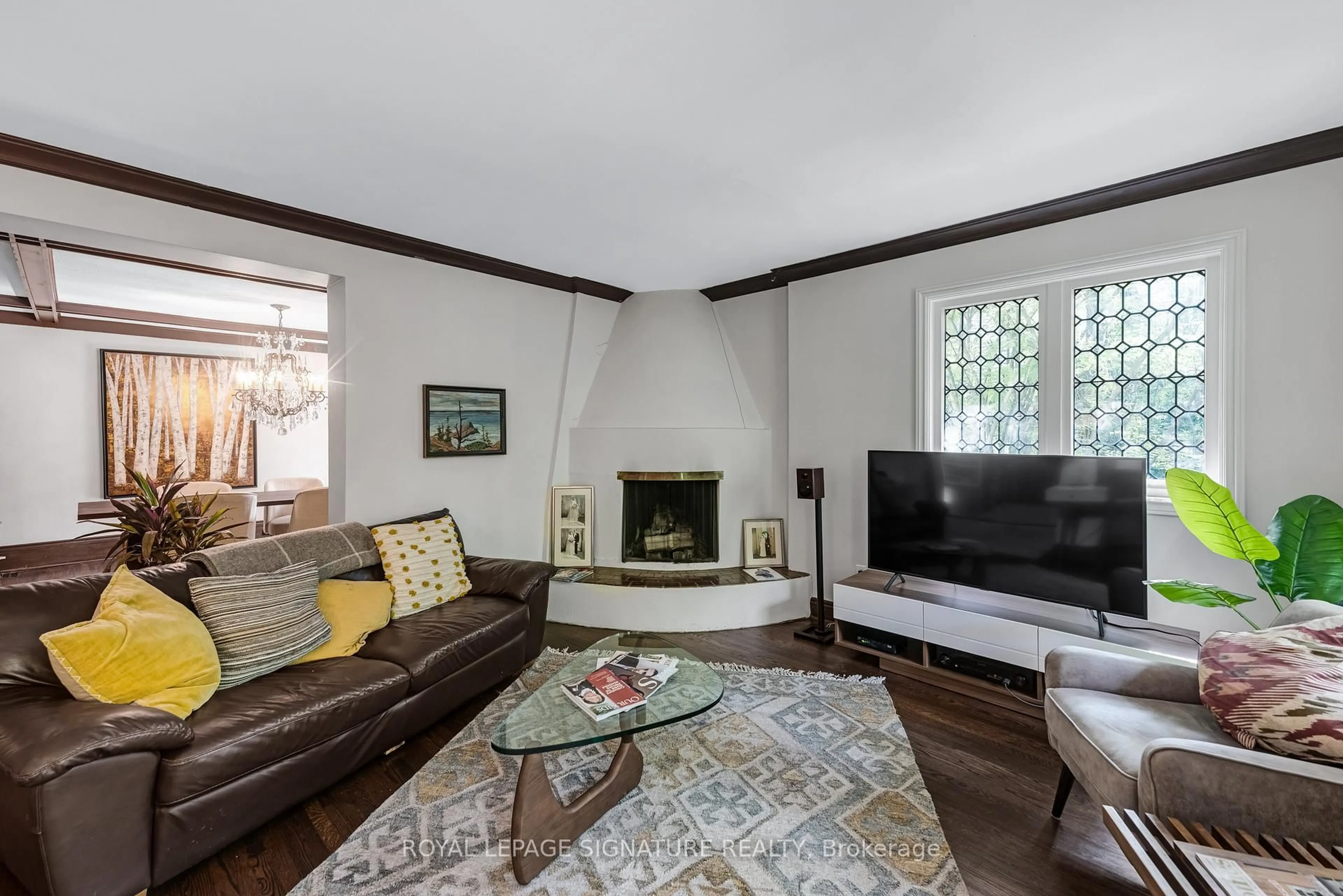 Living room with furniture, unknown for 363 Ellis Park Rd, Toronto Ontario M6S 2V7