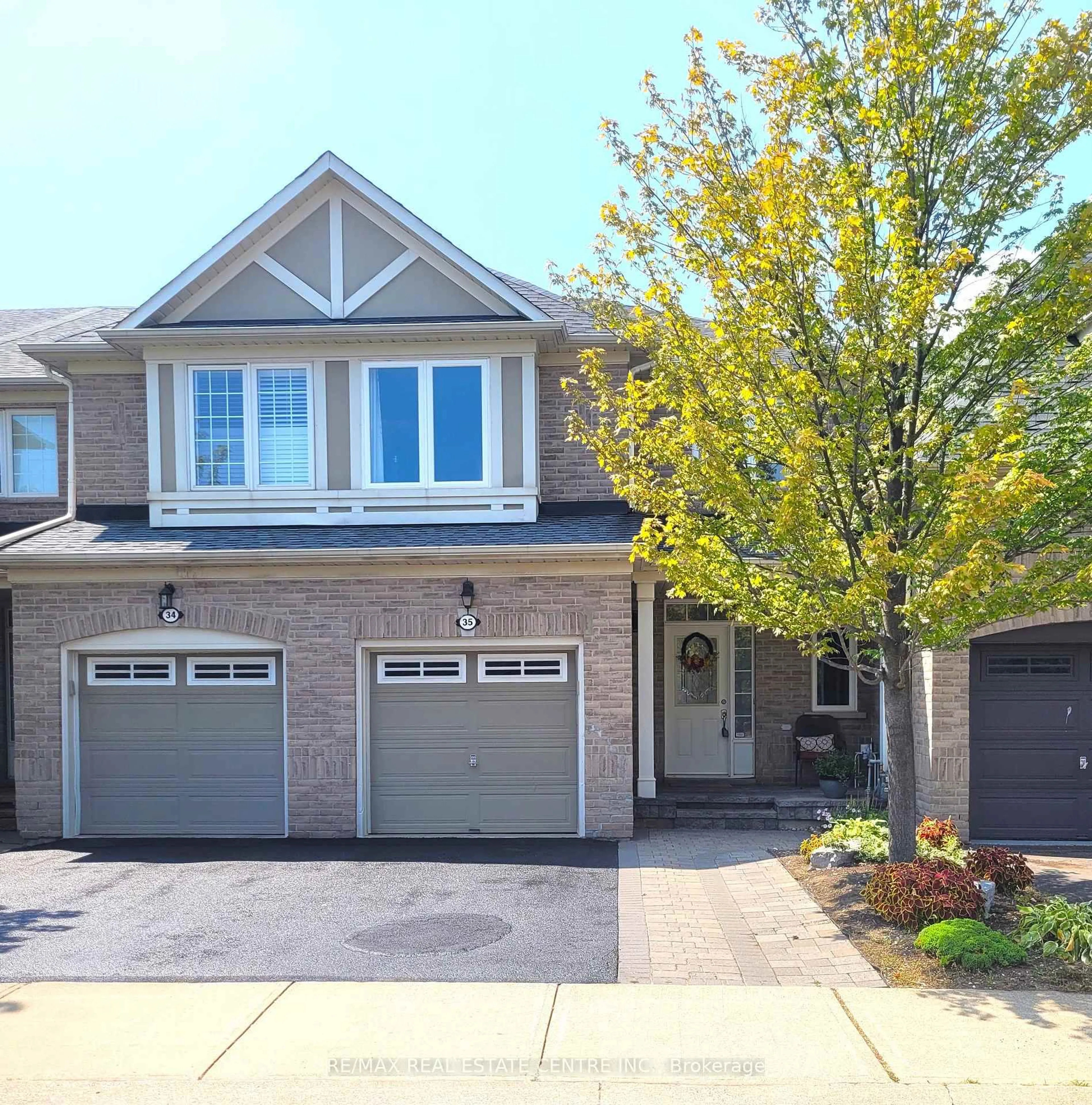 Unknown for 2295 Rochester Circ #35, Oakville Ontario L6M 5C8