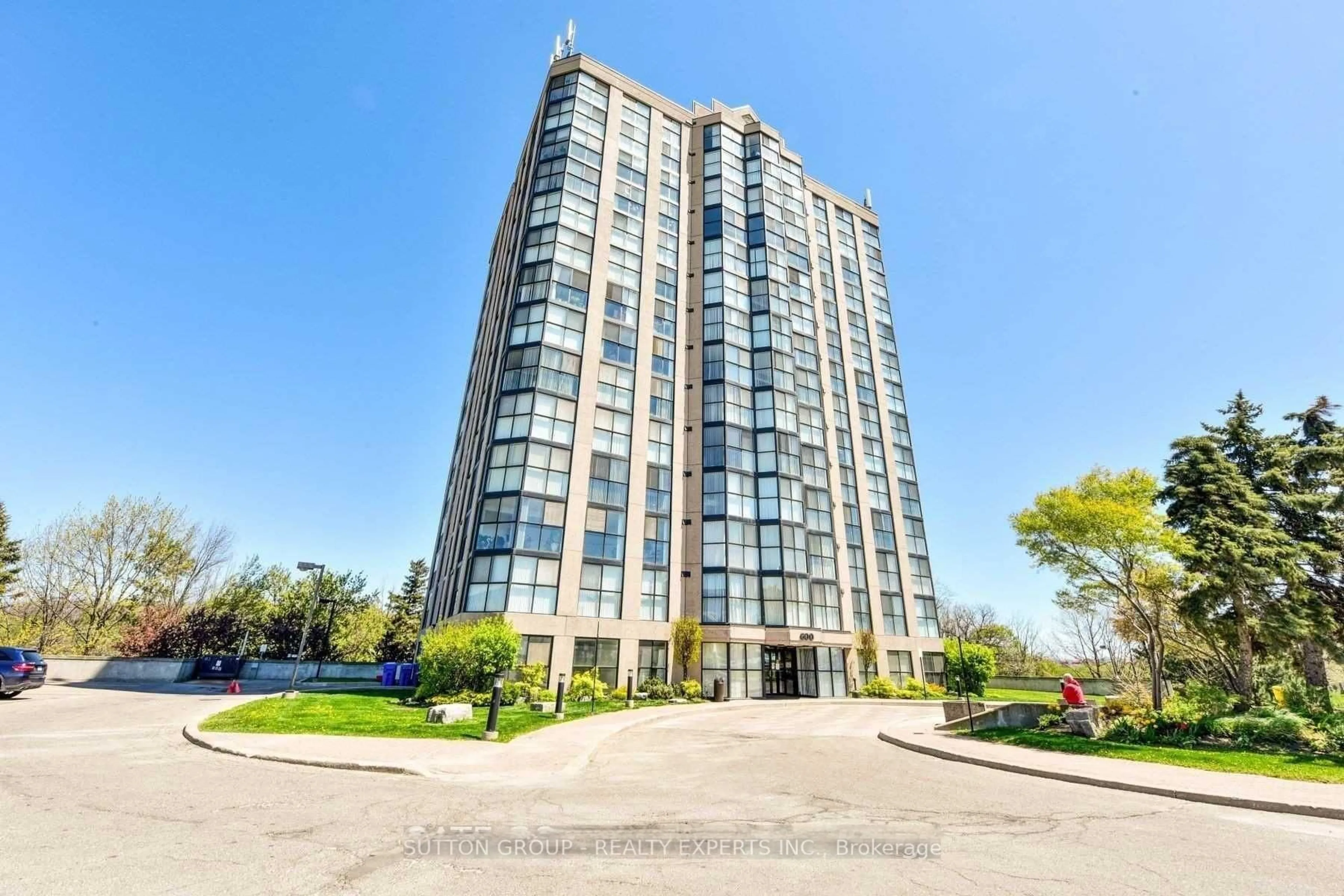 Indoor foyer for 600 Rexdale Blvd #LPH2 #1302, Toronto Ontario M9W 6T4