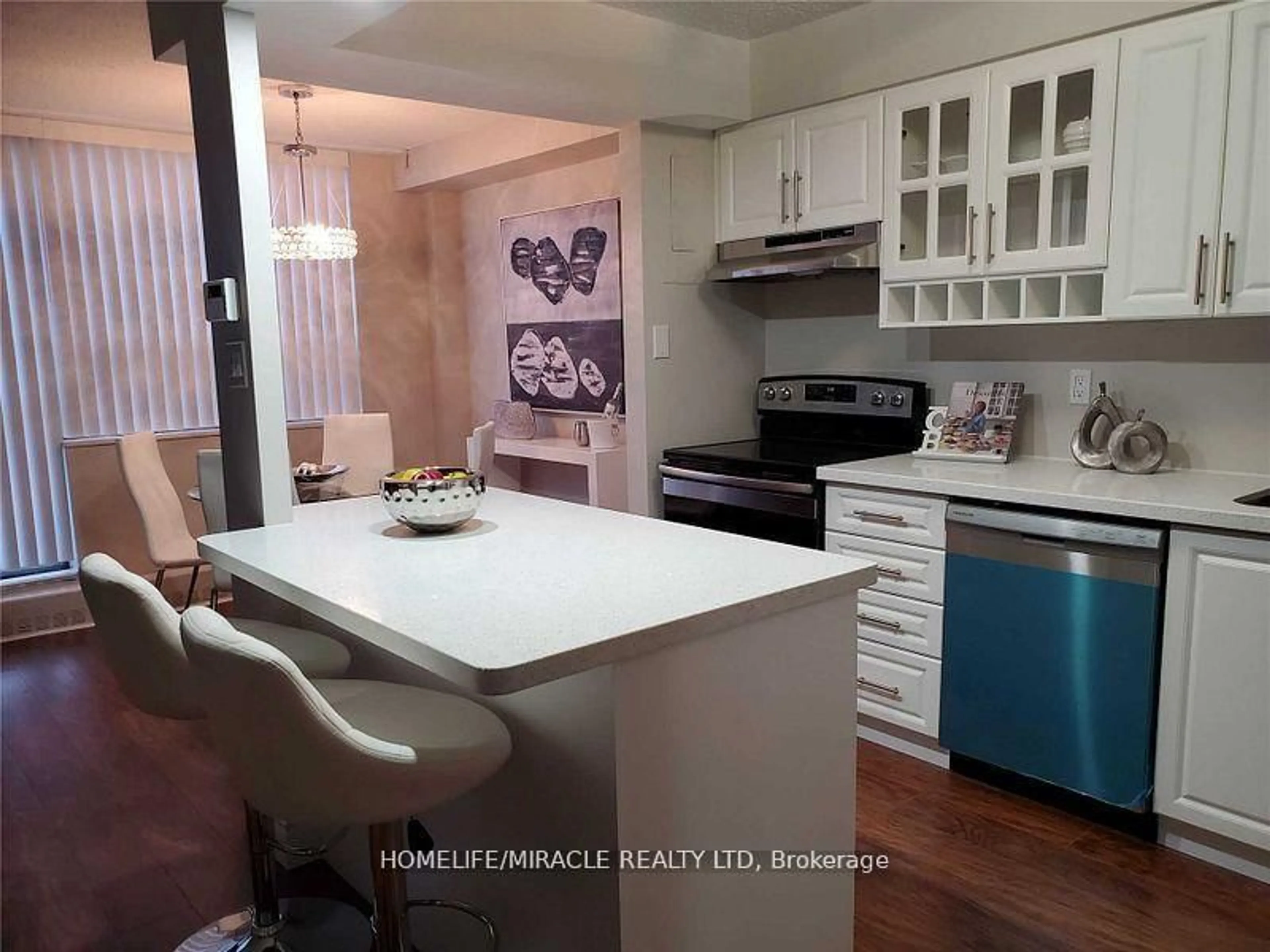 Open concept kitchen, unknown for 1050 Stainton Dr #134, Mississauga Ontario L5C 2T7