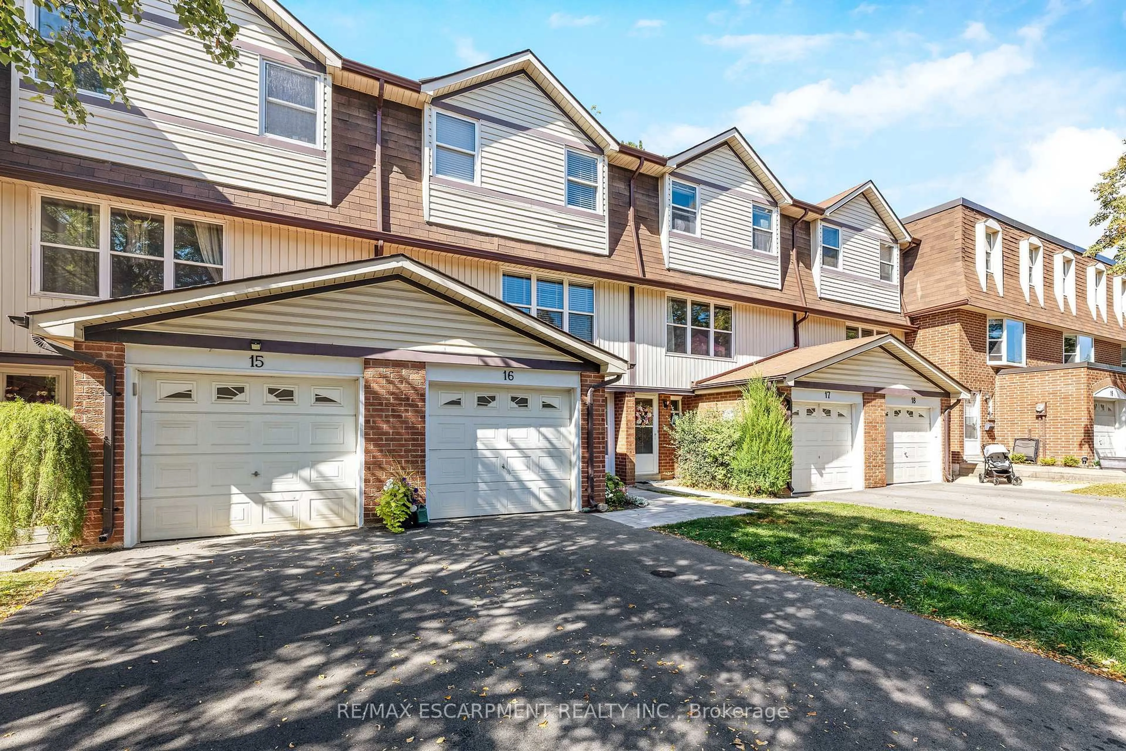 Unknown for 235 Bronte St #16, Milton Ontario L9T 3V8