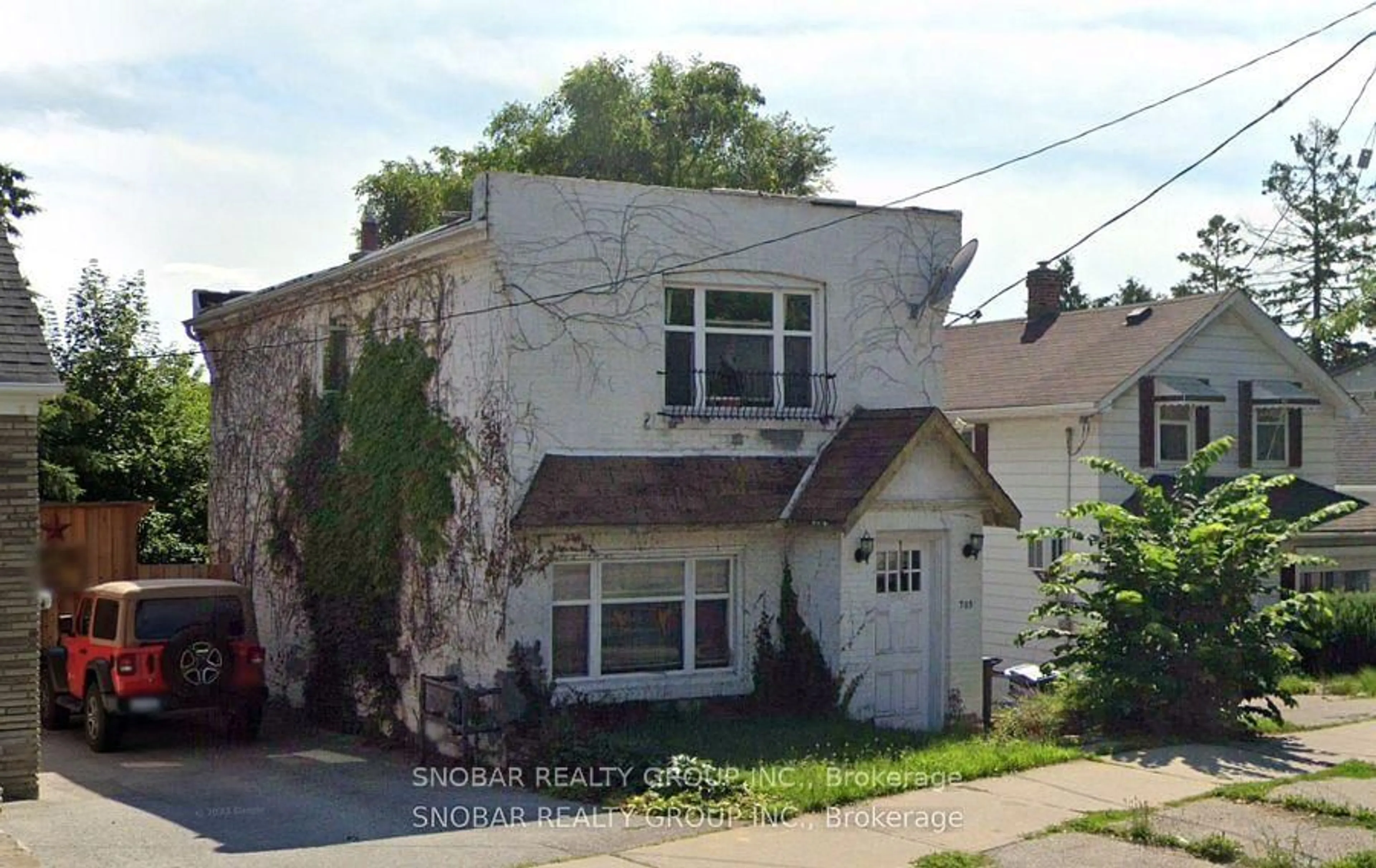 Unknown for 705 Scarlett Rd, Toronto Ontario M9P 2T6