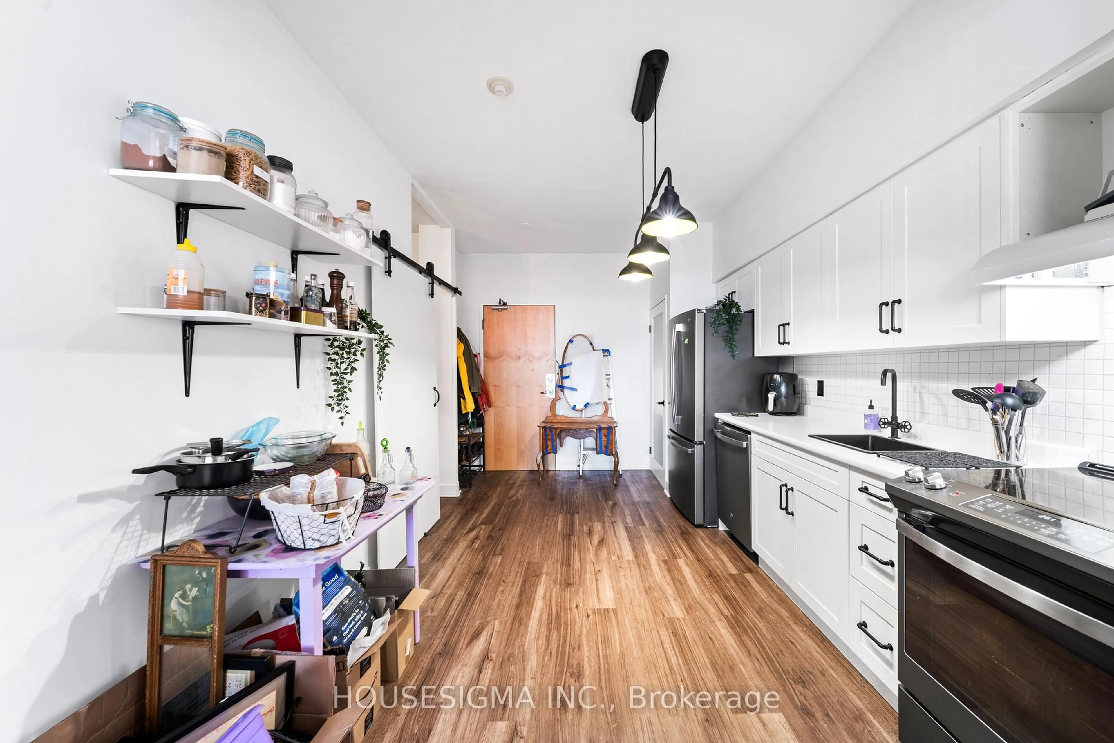 Unknown for 1375 Dupont St #210, Toronto Ontario M6H 4J8