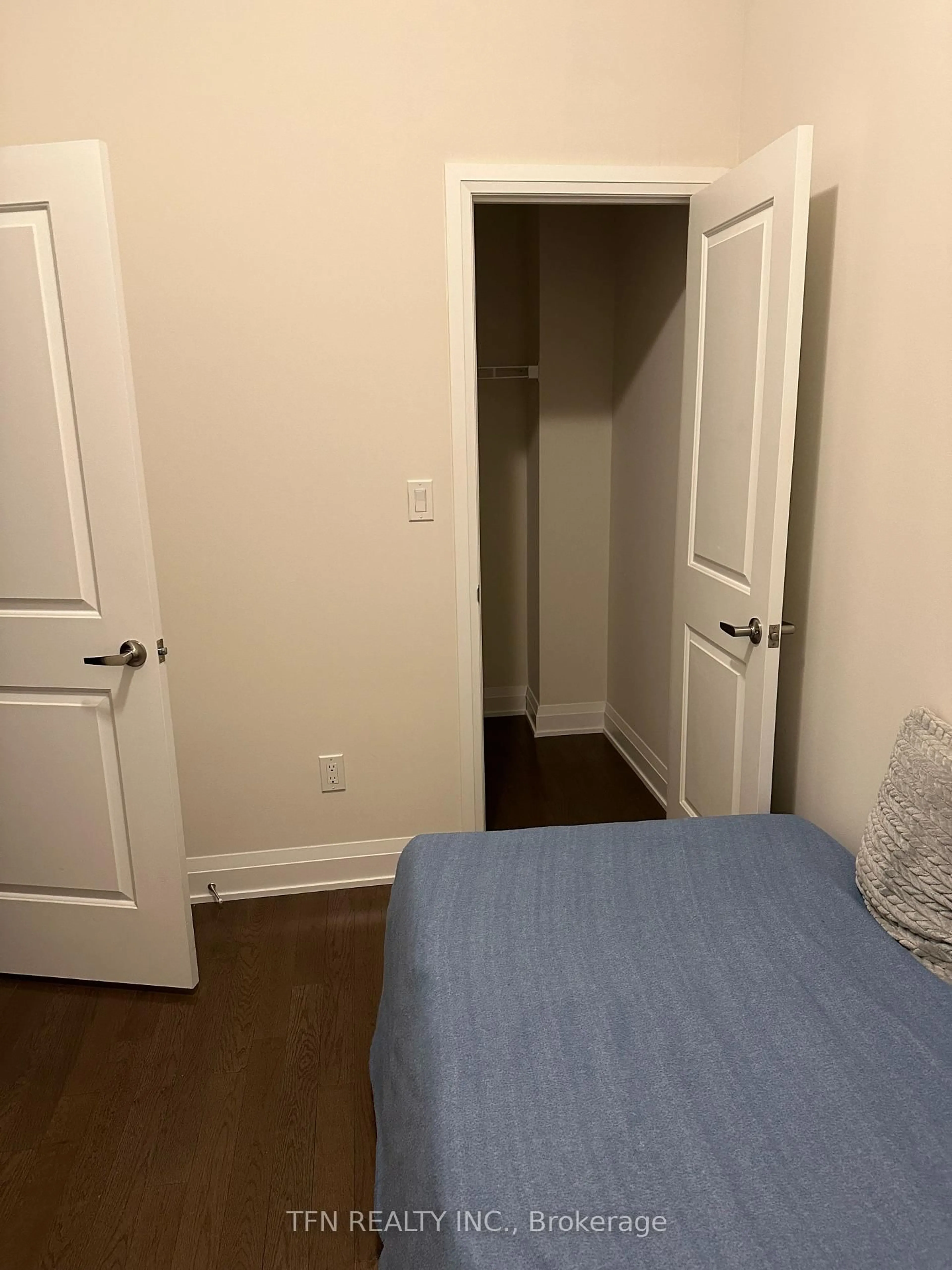 A pic of a room for 39 Oliana Way, Brampton Ontario L6Y 6G8