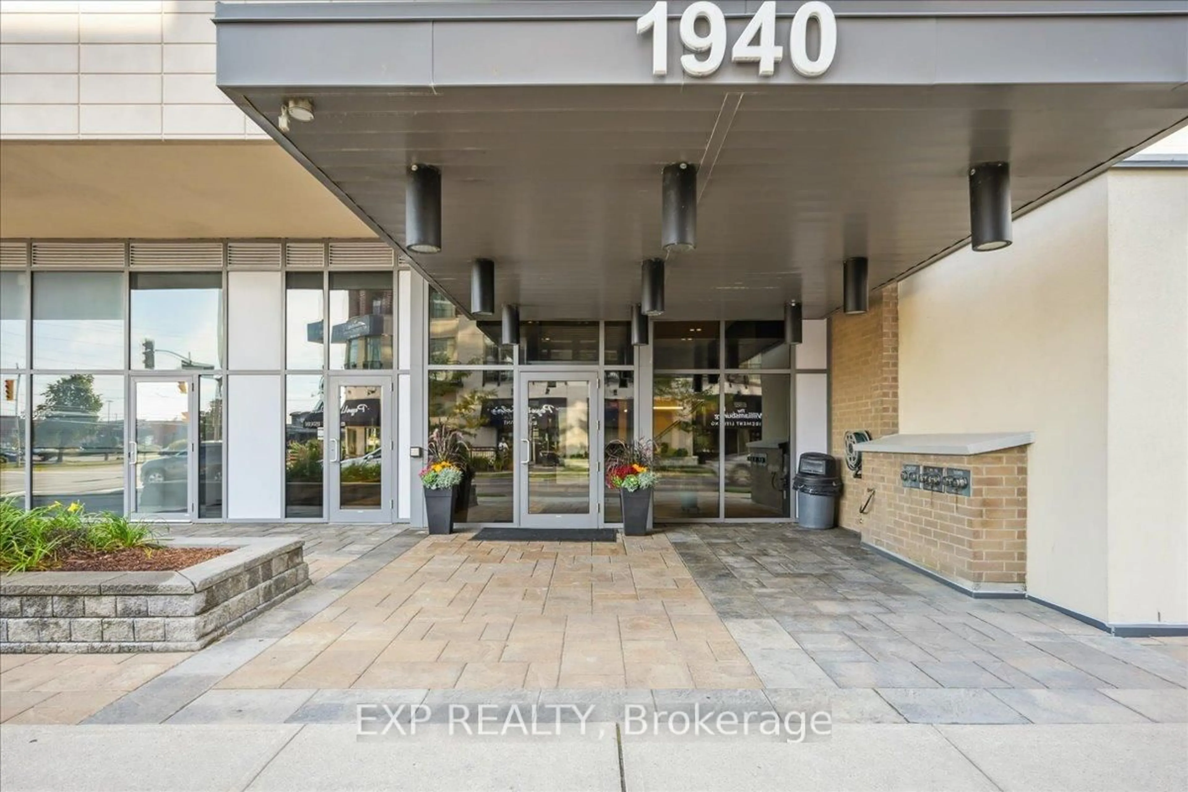 Unknown for 1940 Ironstone Dr #417, Burlington Ontario L7L 0E4