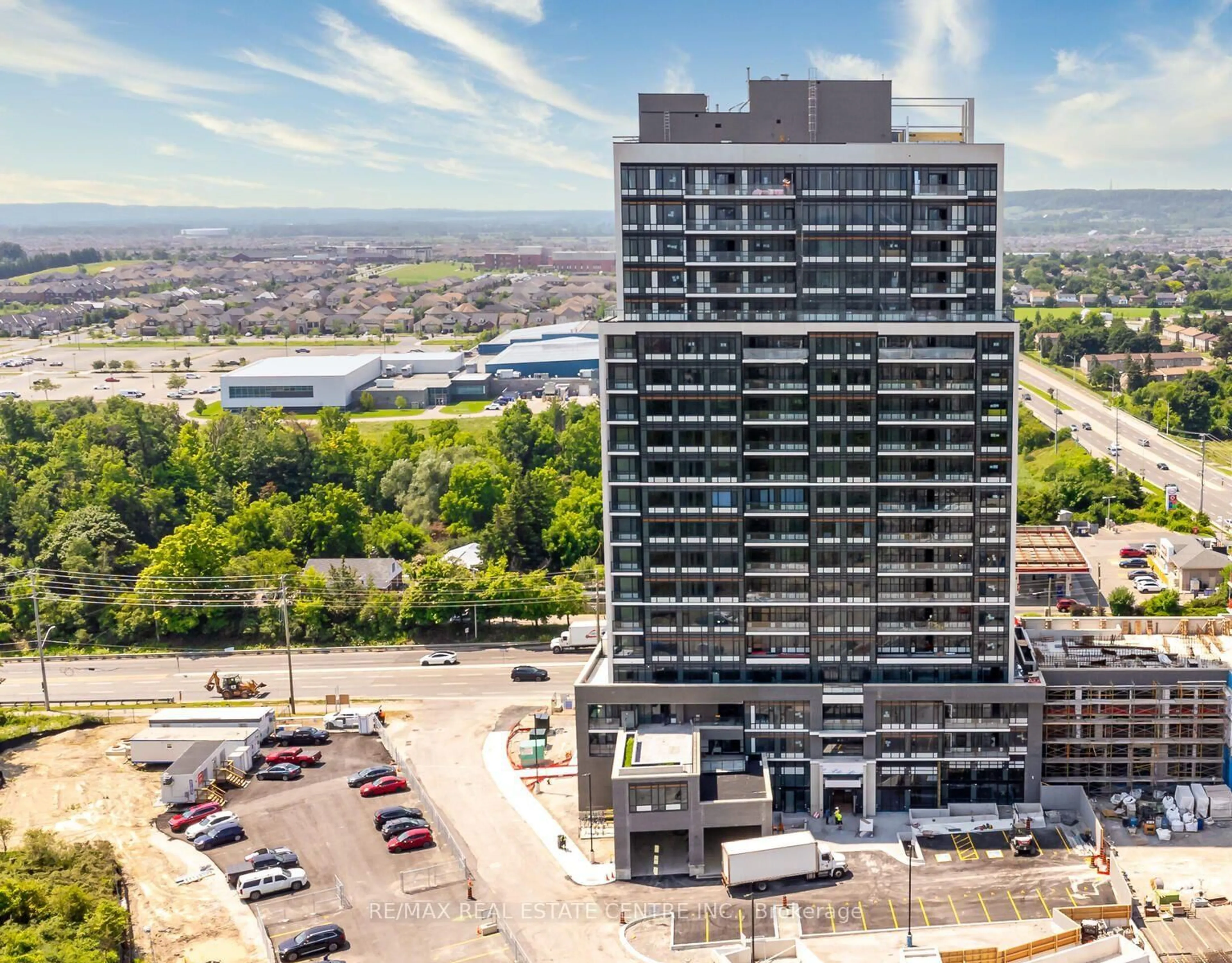 A pic from outside/outdoor area/front of a property/back of a property/a pic from drone, city buildings view from balcony for 8010 Derry Rd #1701, Milton Ontario L9T 3L3