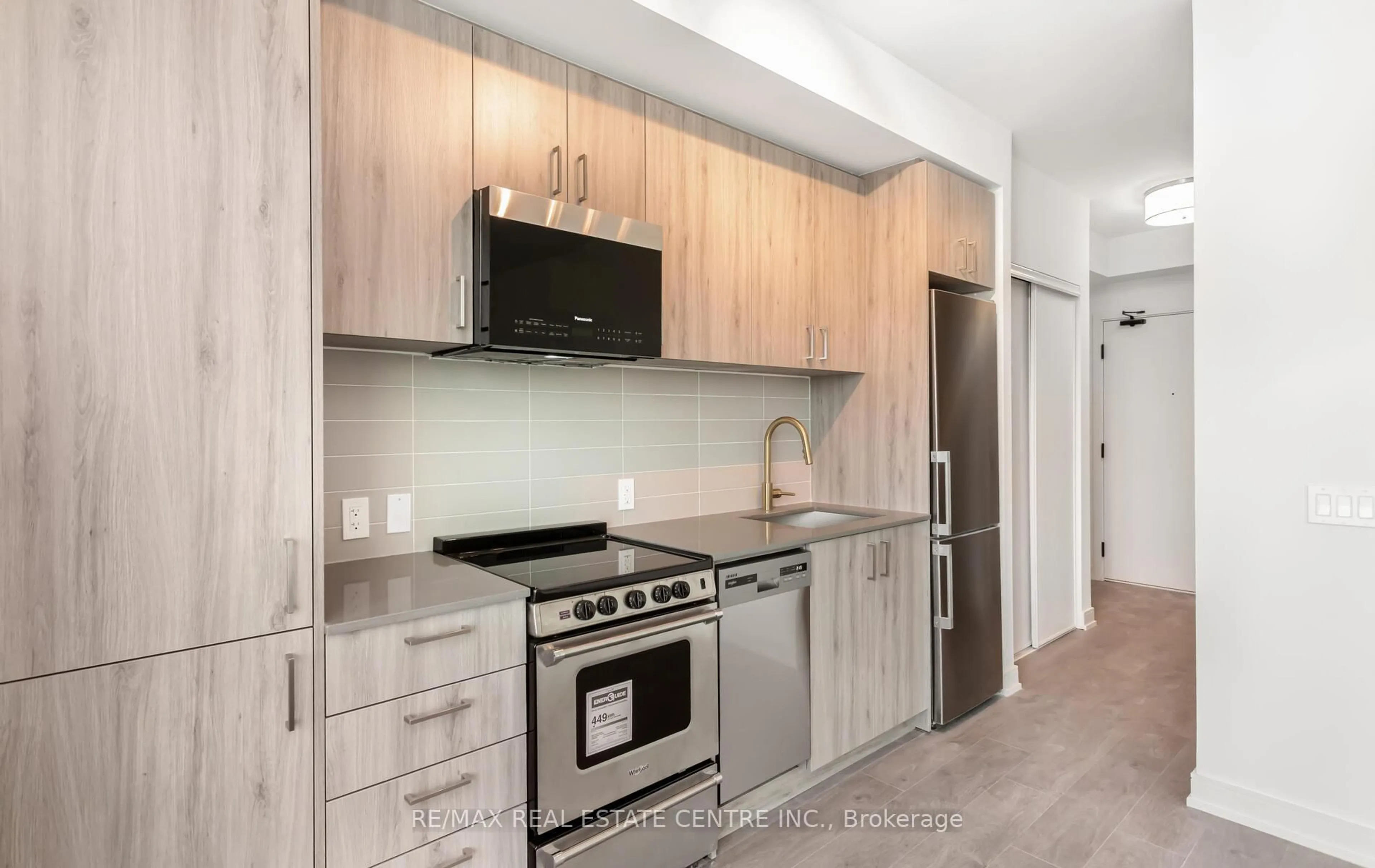 Standard kitchen, unknown for 8010 Derry Rd #1701, Milton Ontario L9T 3L3