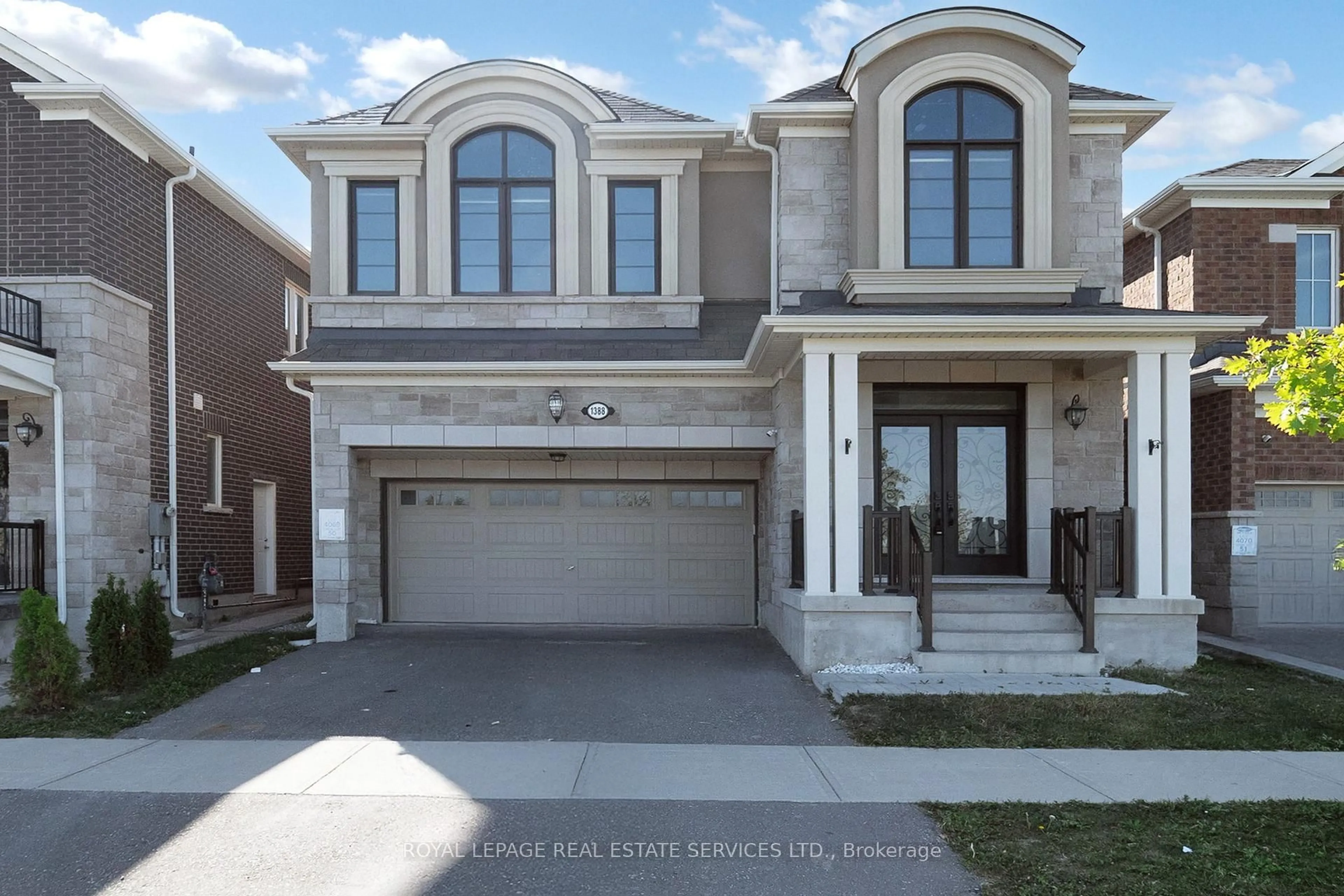 Home with brick exterior material, street for 1388 Sycamore Garden, Milton Ontario L9E 1R3