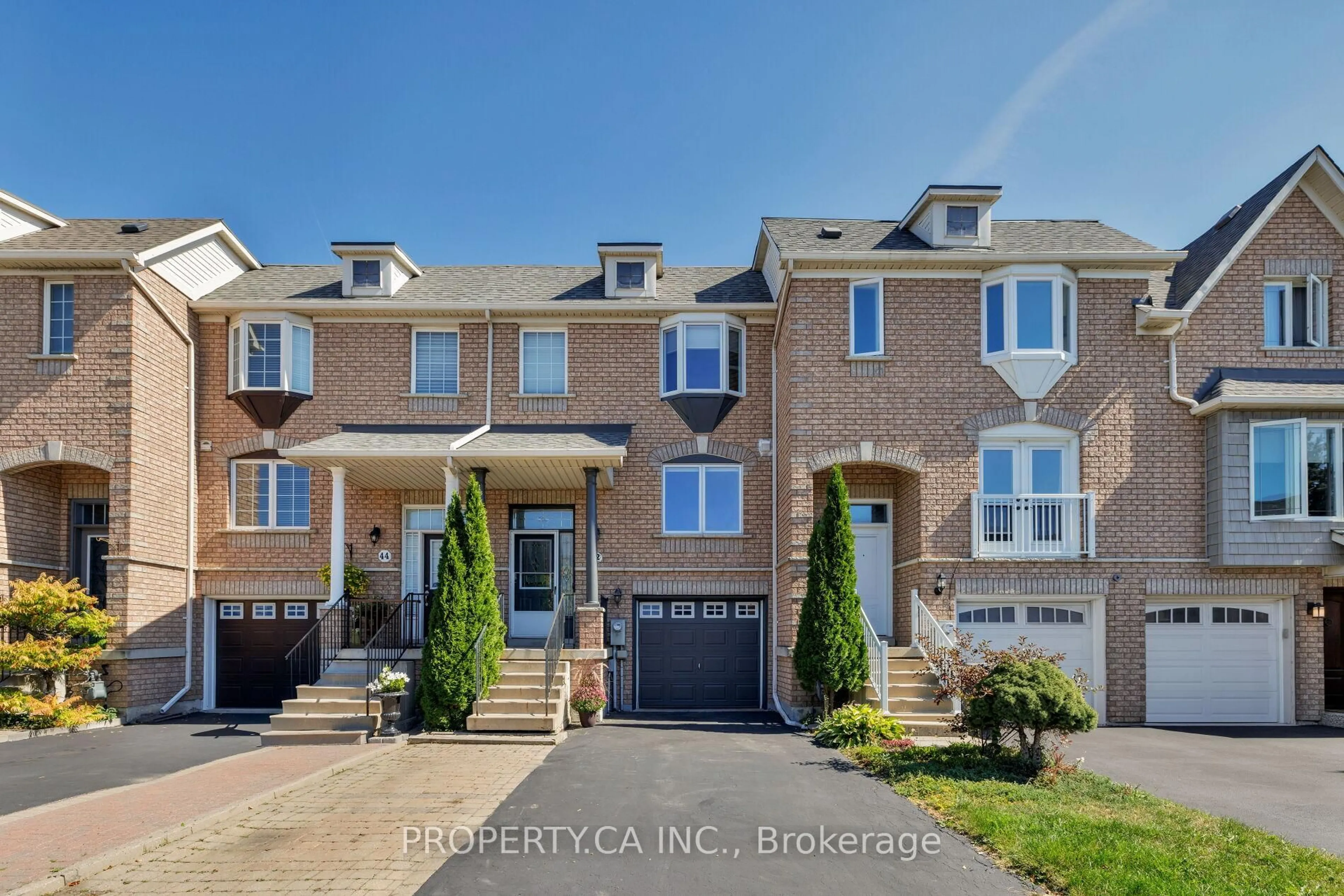 Home with brick exterior material, street for 42 West Oak Cres, Toronto Ontario M9N 3Z4