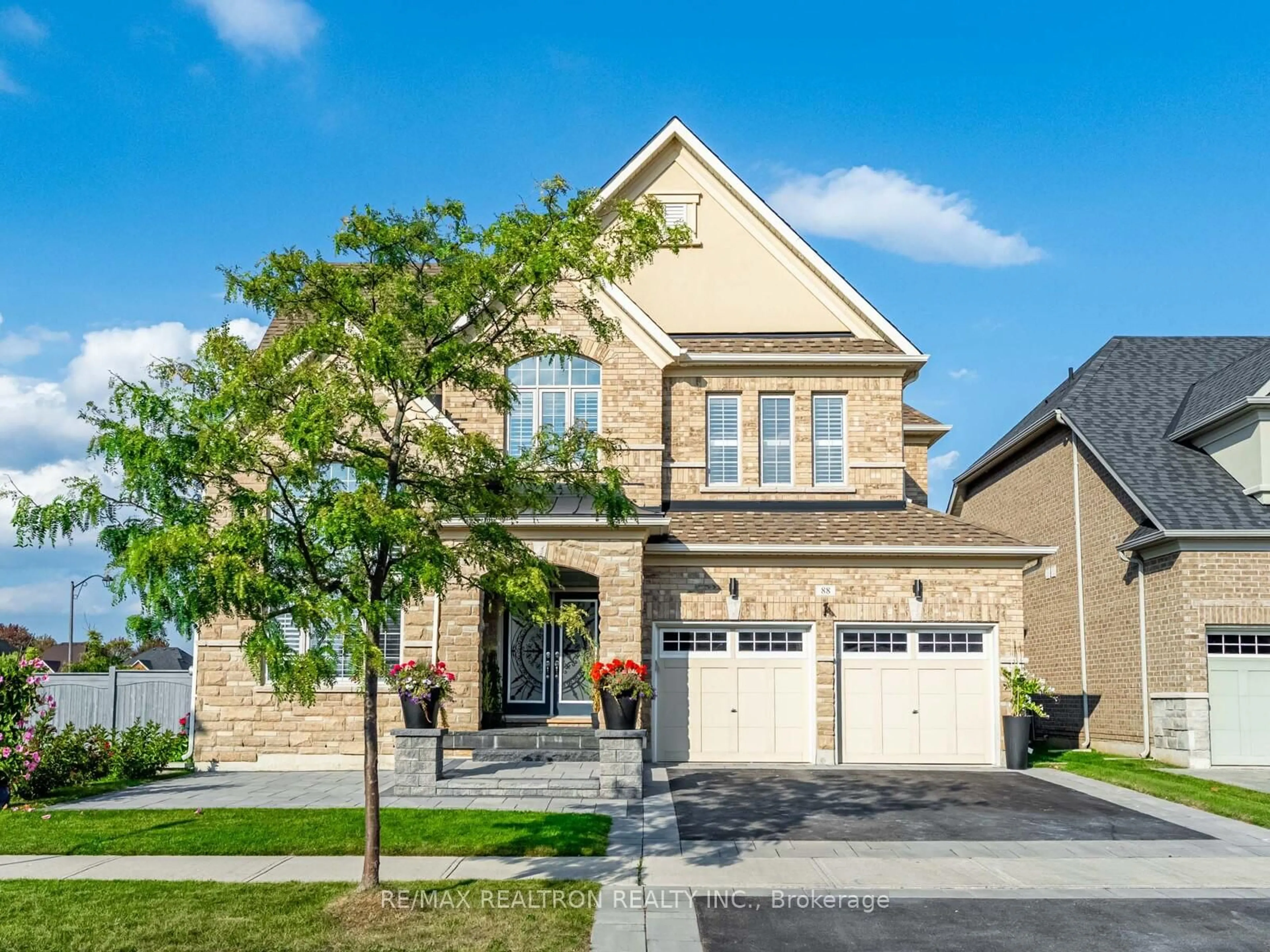 Home with brick exterior material, street for 88 Hidden Lake Tr, Halton Hills Ontario L0P 1K0
