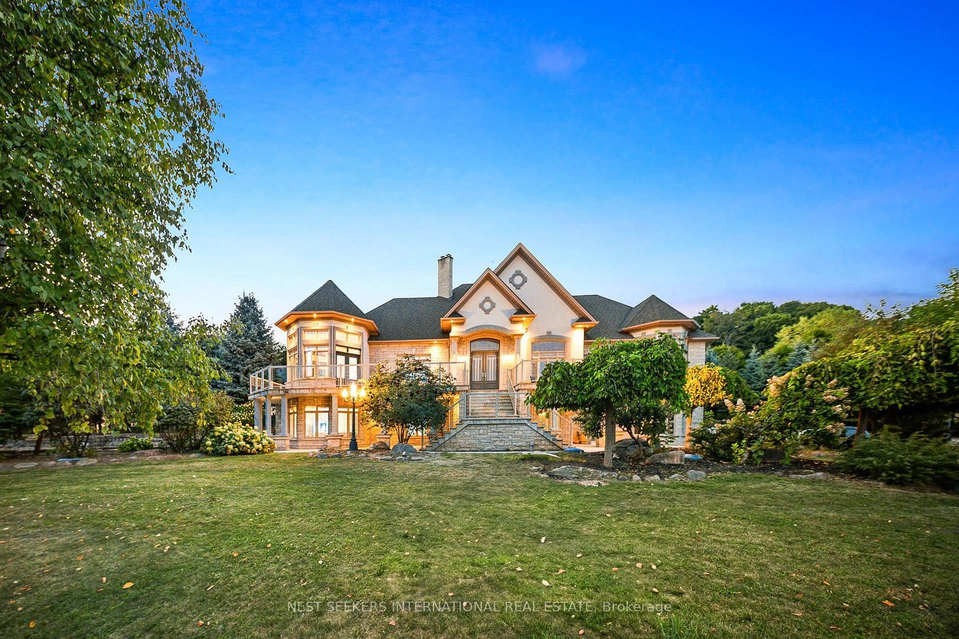 A pic from outside/outdoor area/front of a property/back of a property/a pic from drone, unknown for 3722 The Grange Sdrd, Caledon Ontario L7C 0C3