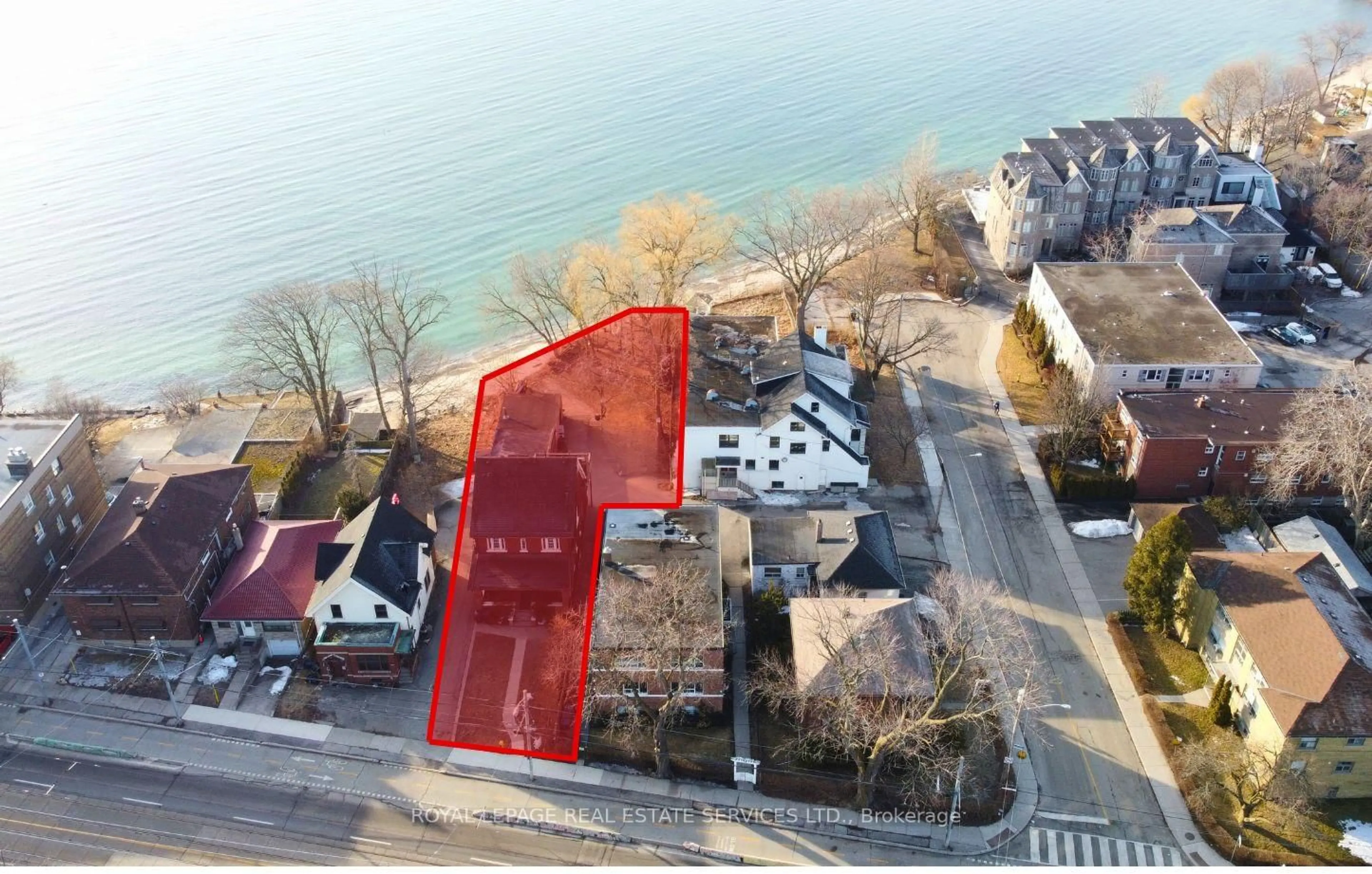 A pic from outside/outdoor area/front of a property/back of a property/a pic from drone, water/lake/river/ocean view for 2707 Lake Shore Blvd, Toronto Ontario M8V 1G6