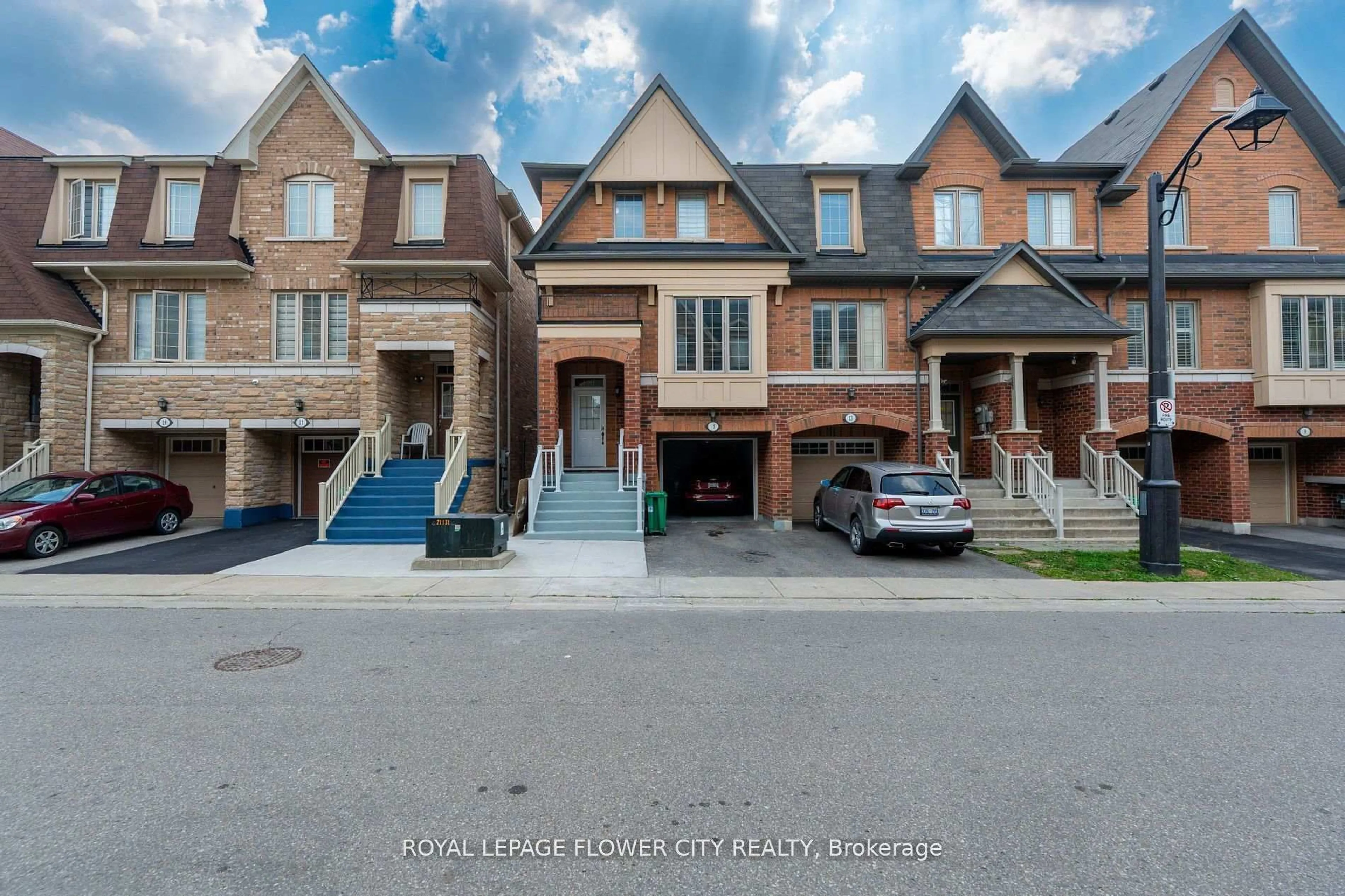 Unknown for 15 Sea Drifter Cres, Brampton Ontario L6P 4A9