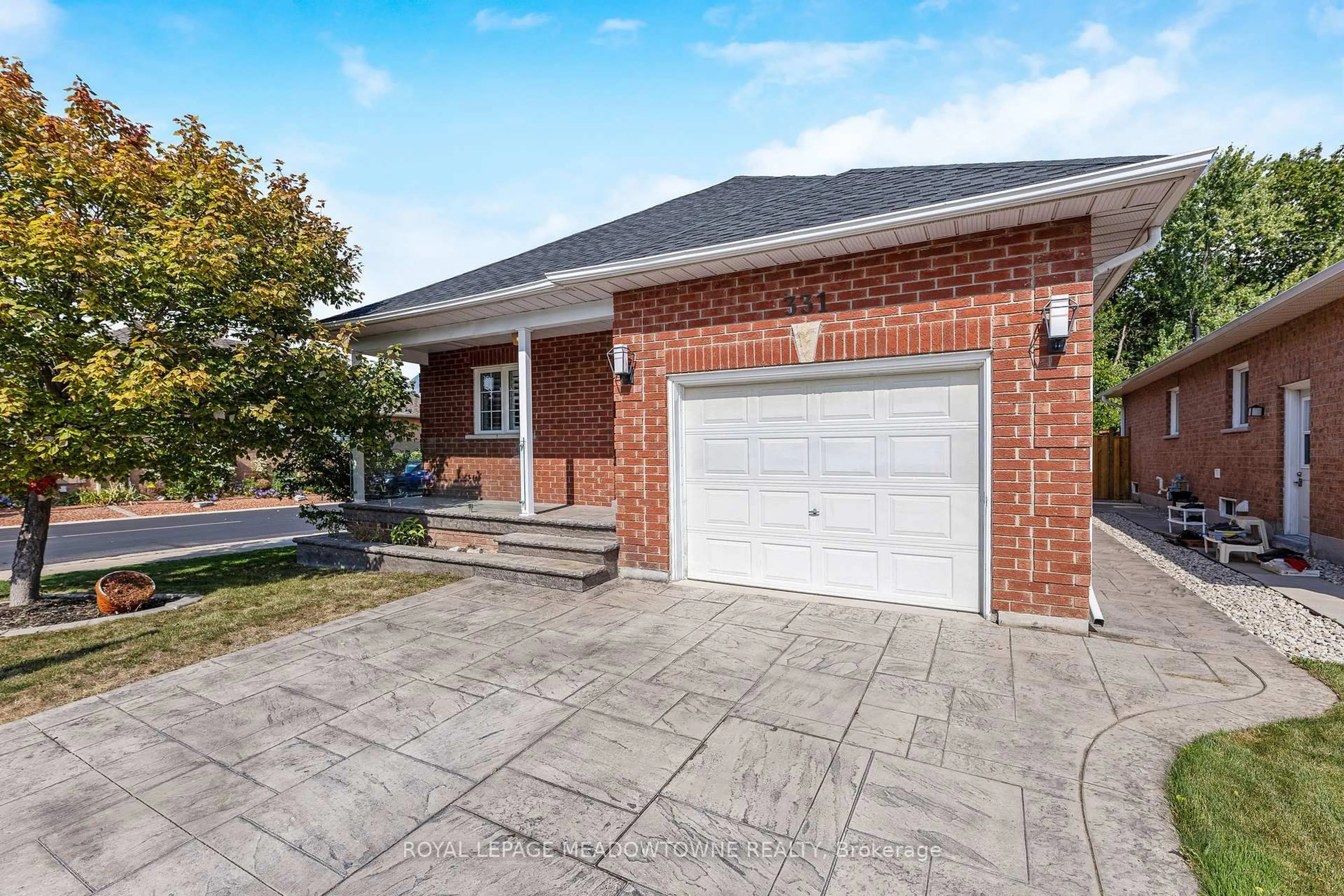 Home with brick exterior material, street for 331 Centennial Forest Dr, Milton Ontario L9T 5X4