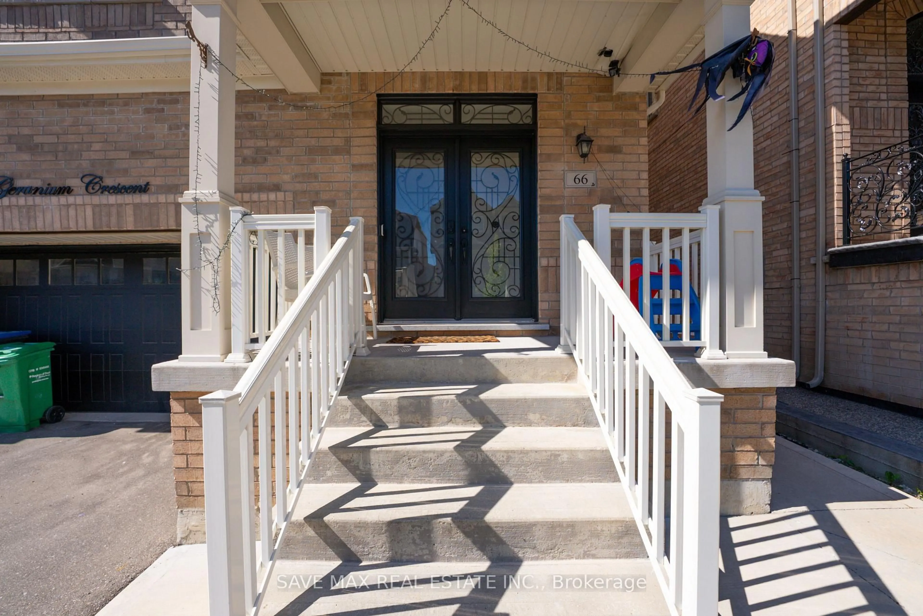 Unknown for 66 Geranium Cres, Brampton Ontario L6Y 1N8