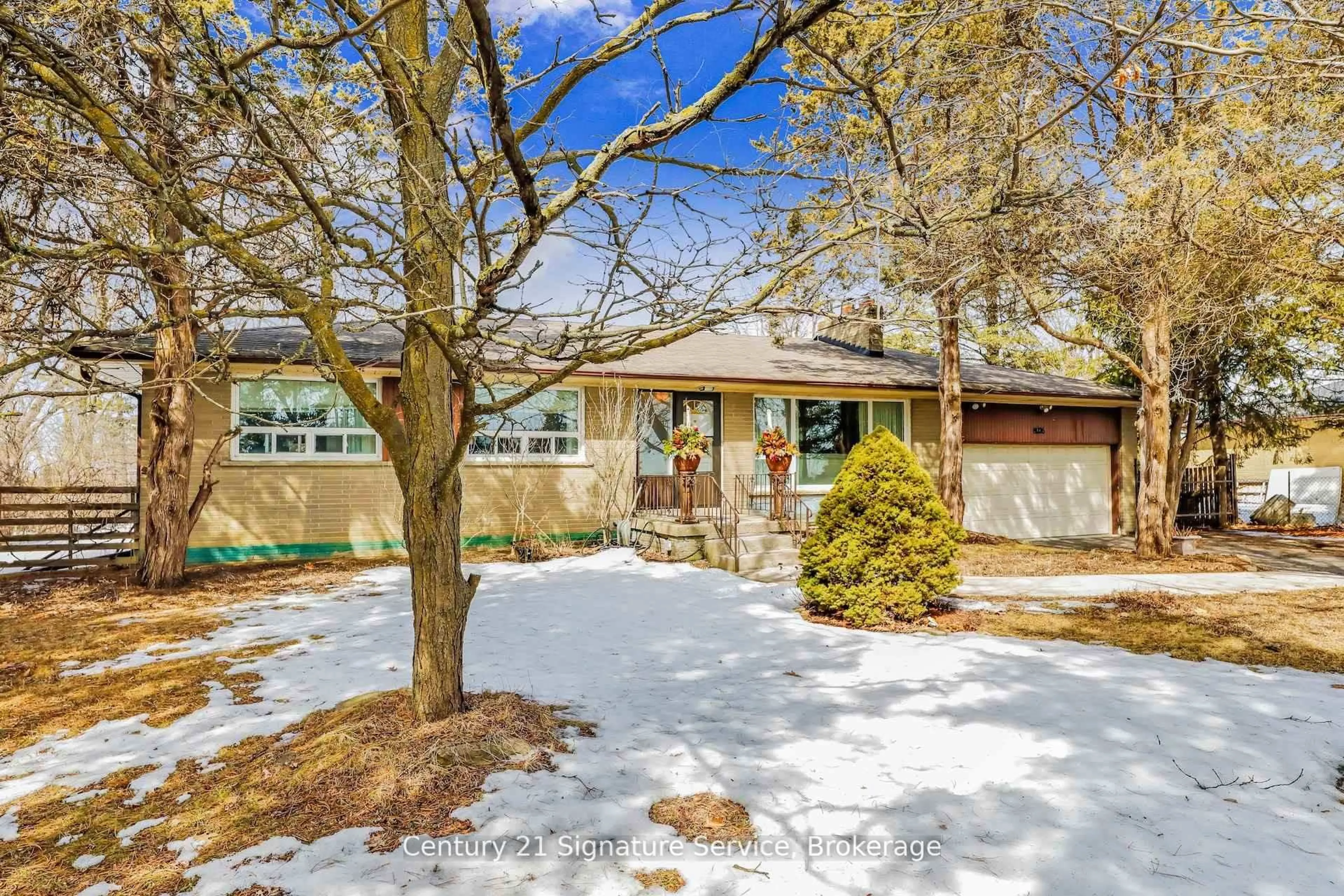 Unknown for 8026 Mayfield Rd, Caledon Ontario L7E 0W2