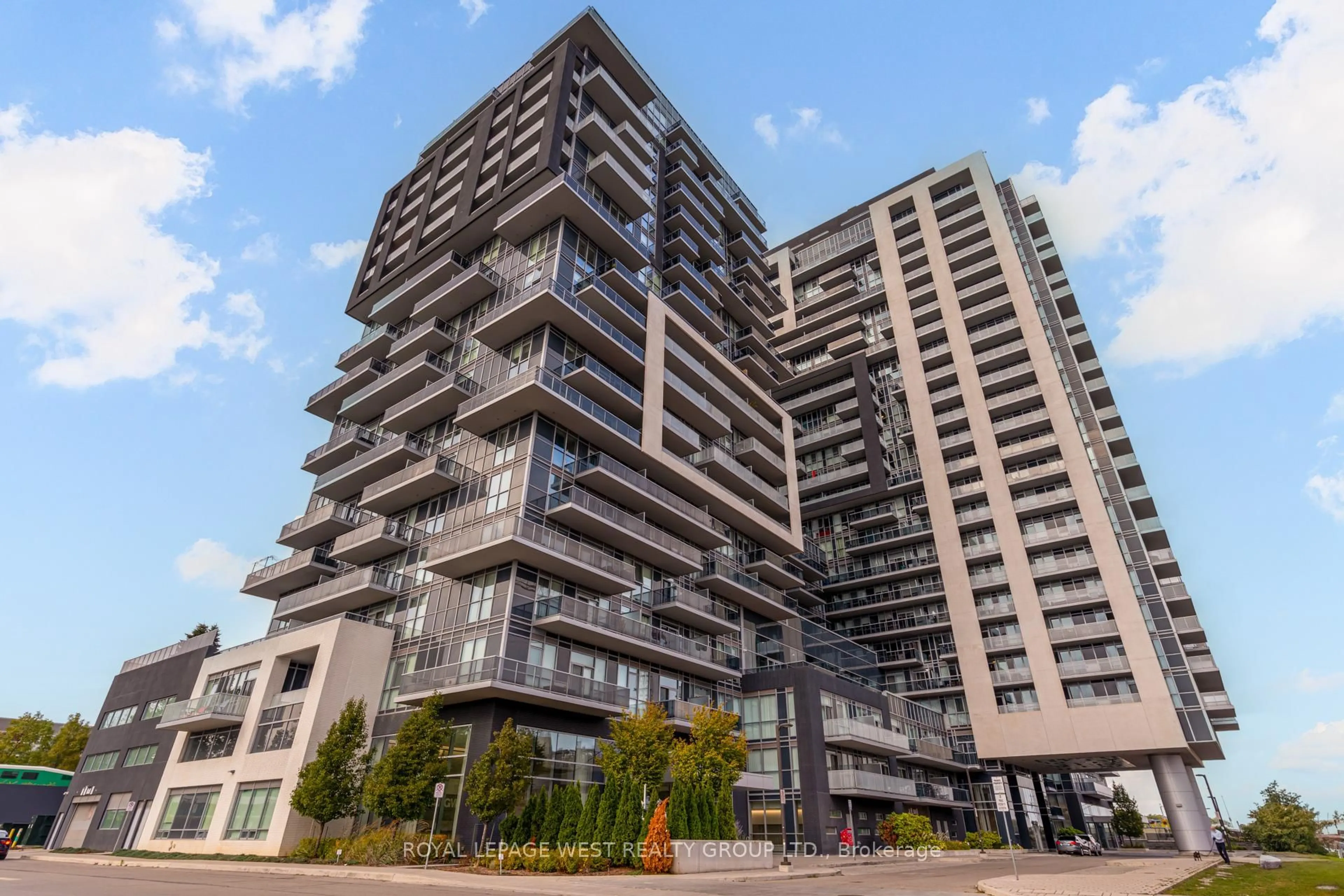 Unknown for 2087 Fairview St #1002, Burlington Ontario L7R 0E5