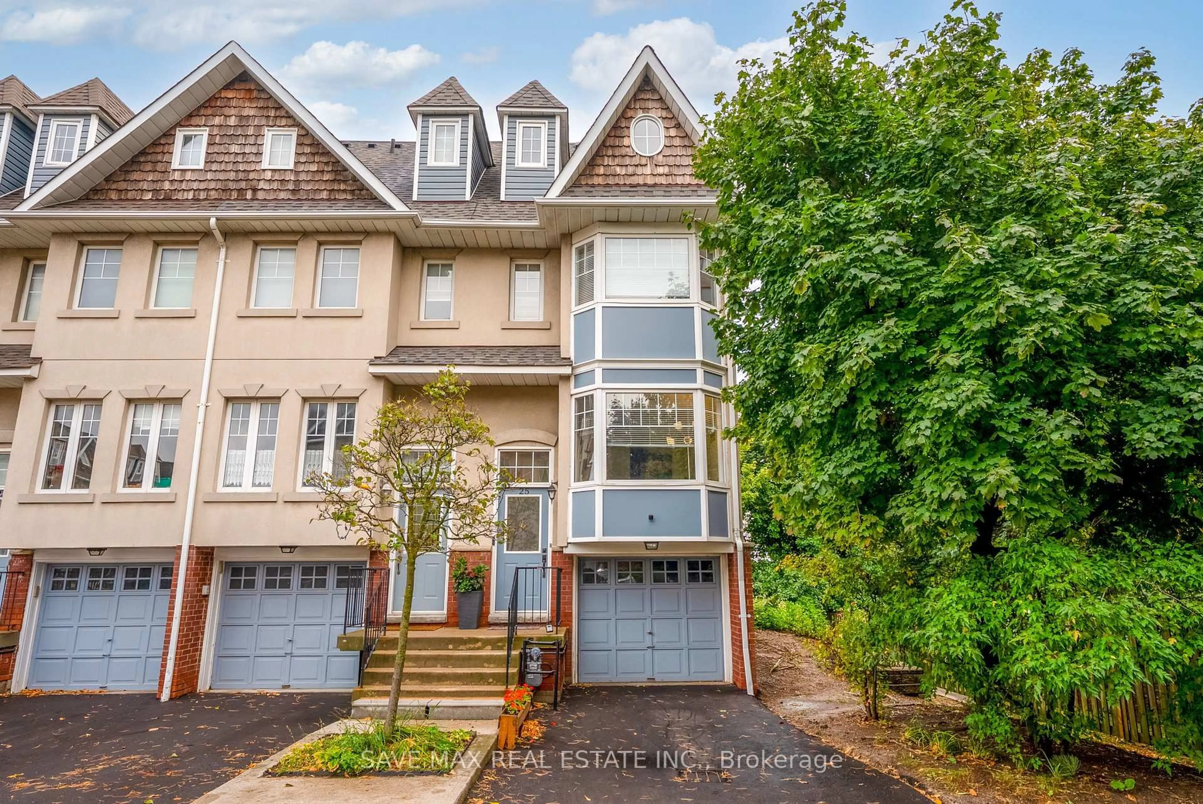 Unknown for 840 Dundas St #25, Mississauga Ontario L5C 1C2