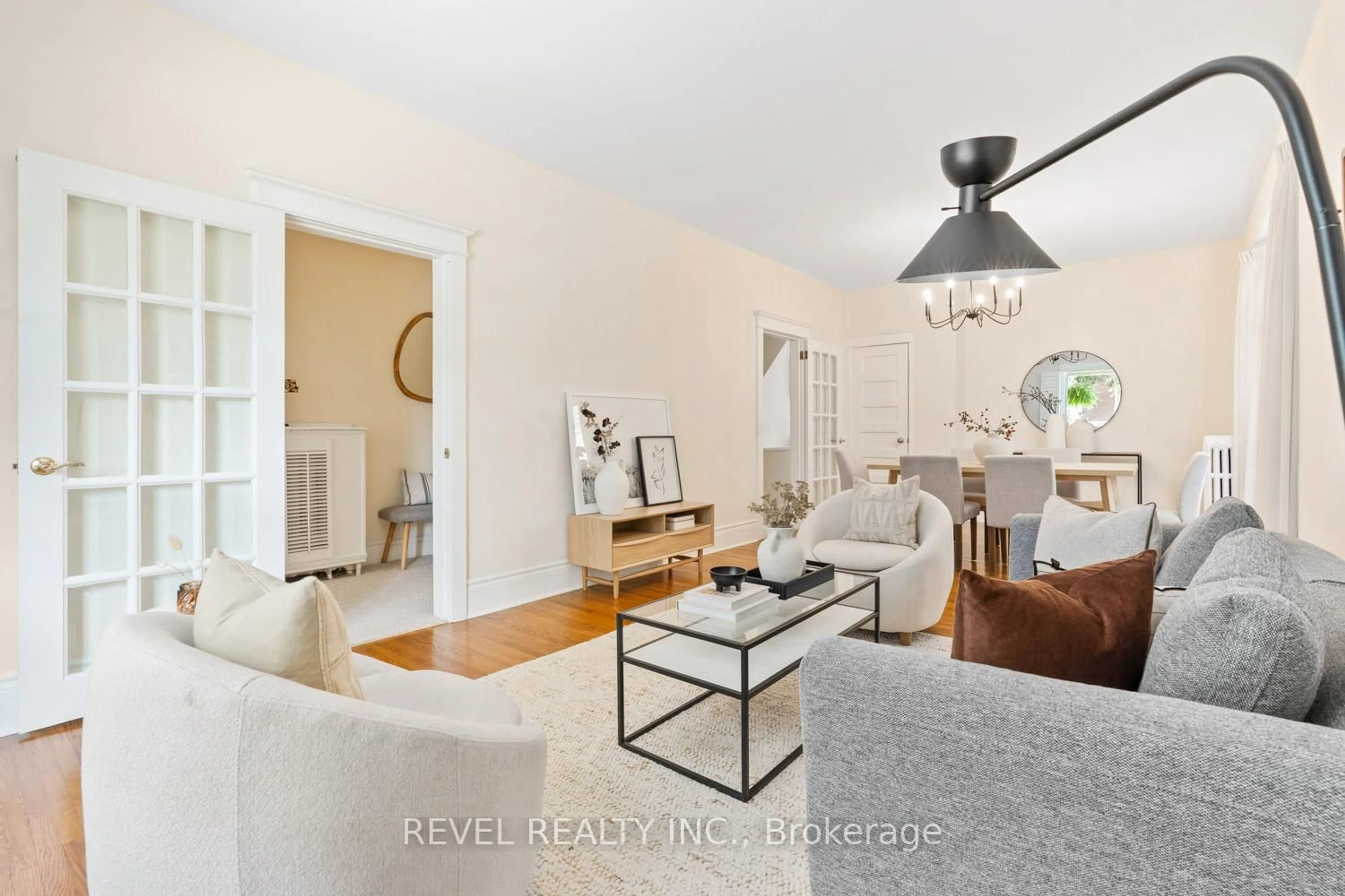 Living room with furniture, unknown for 237 Bartlett Ave, Toronto Ontario M6H 3G3