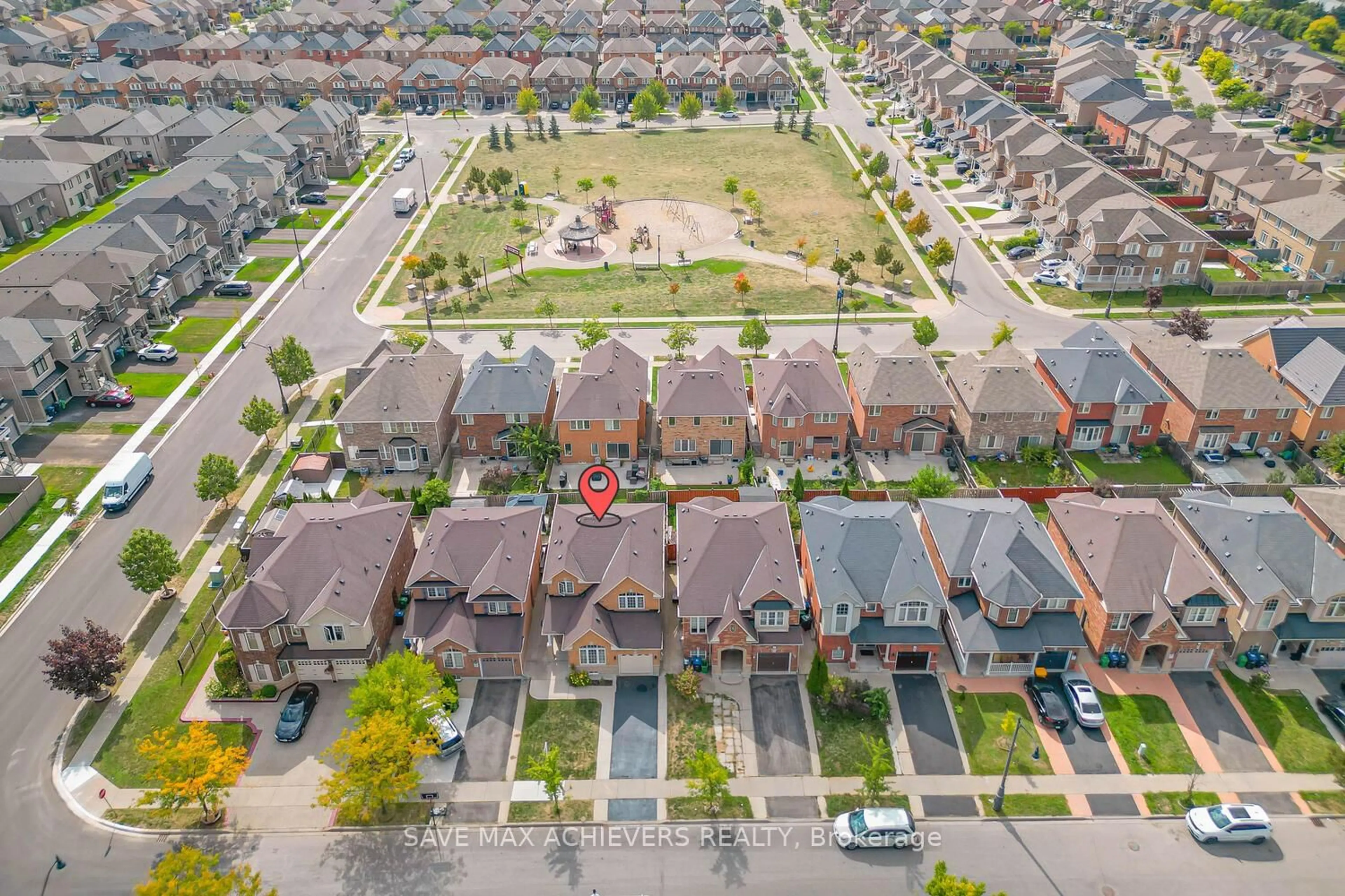 A pic from outside/outdoor area/front of a property/back of a property/a pic from drone, street for 6 Seascape Cres, Brampton Ontario L6P 3C3